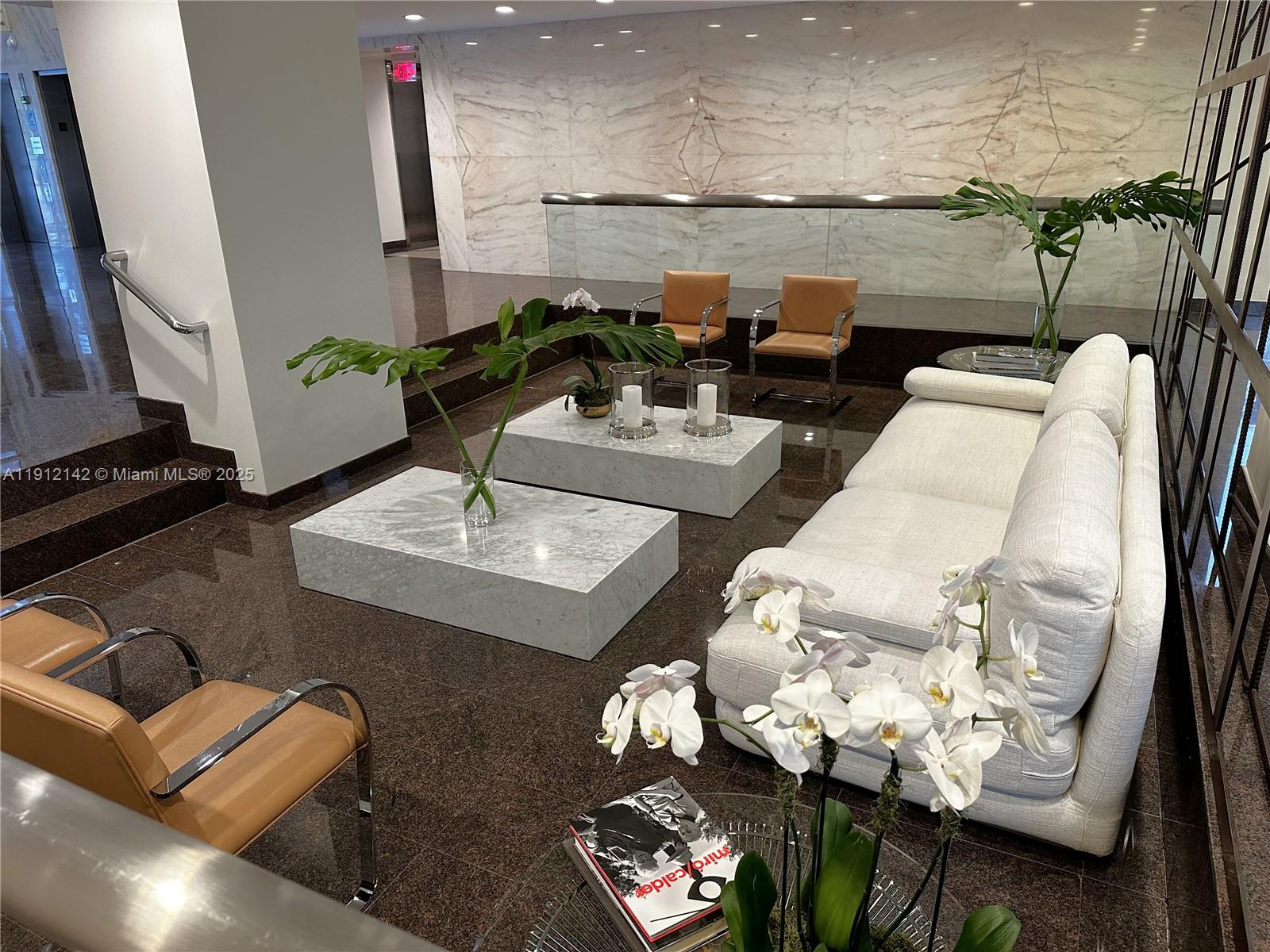 image The Palace Condo52