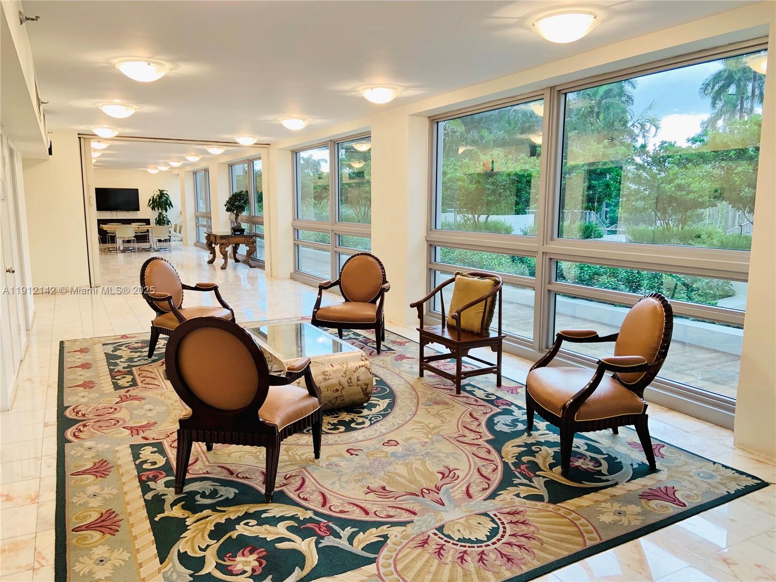 image The Palace Condo61