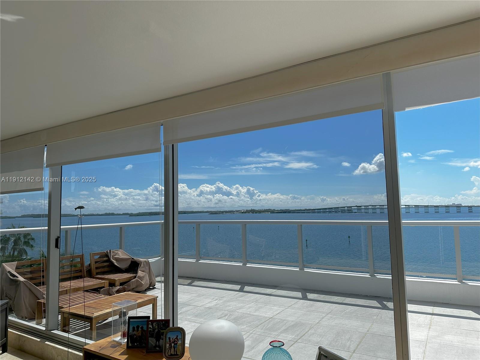 image The Palace Condo6