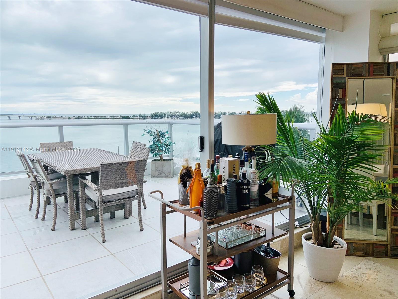 image The Palace Condo71