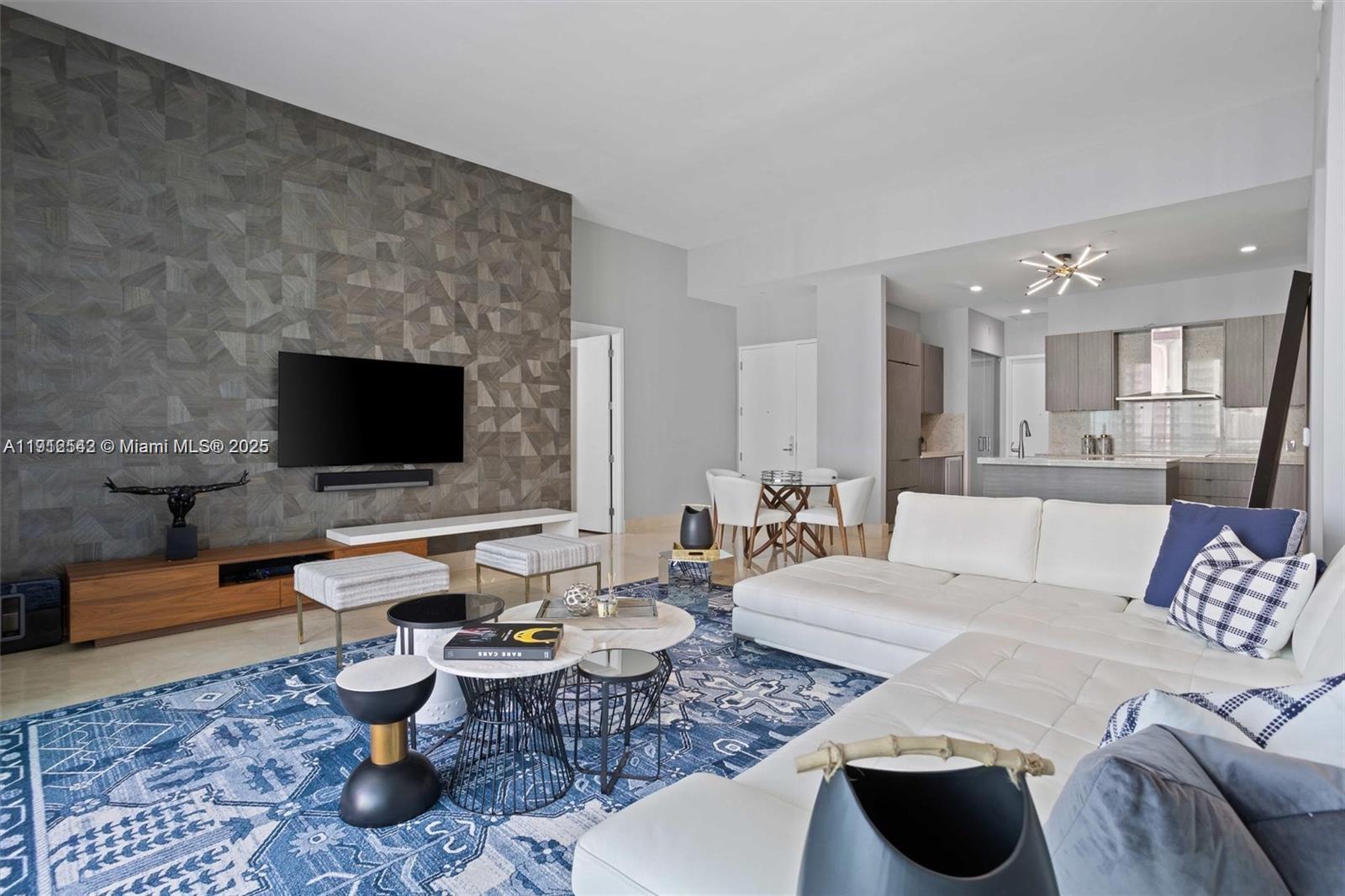 900 Brickell Key Blvd #1502 Miami, FL 33131