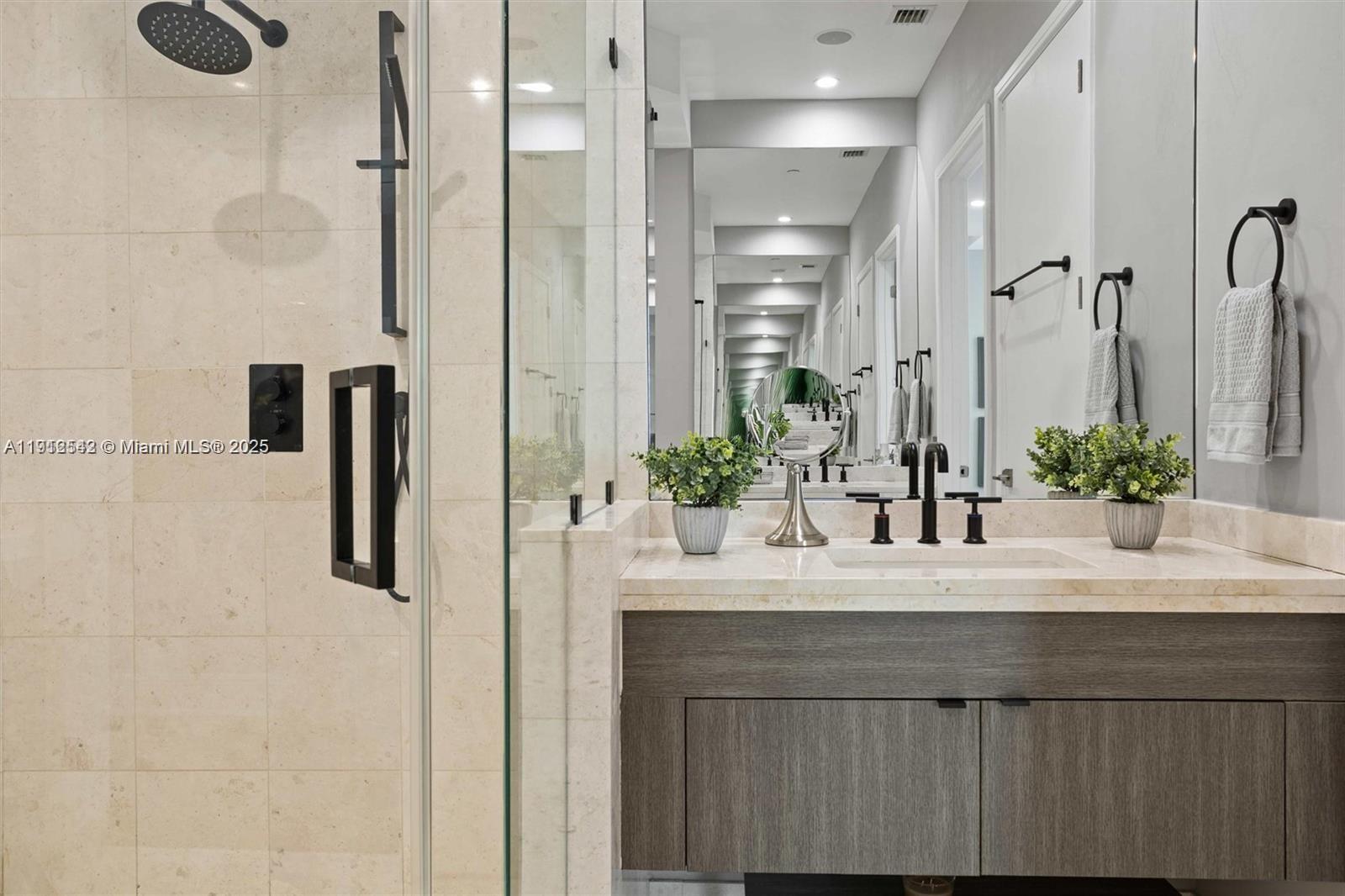 900 Brickell Key Blvd #1502 Miami, FL 33131