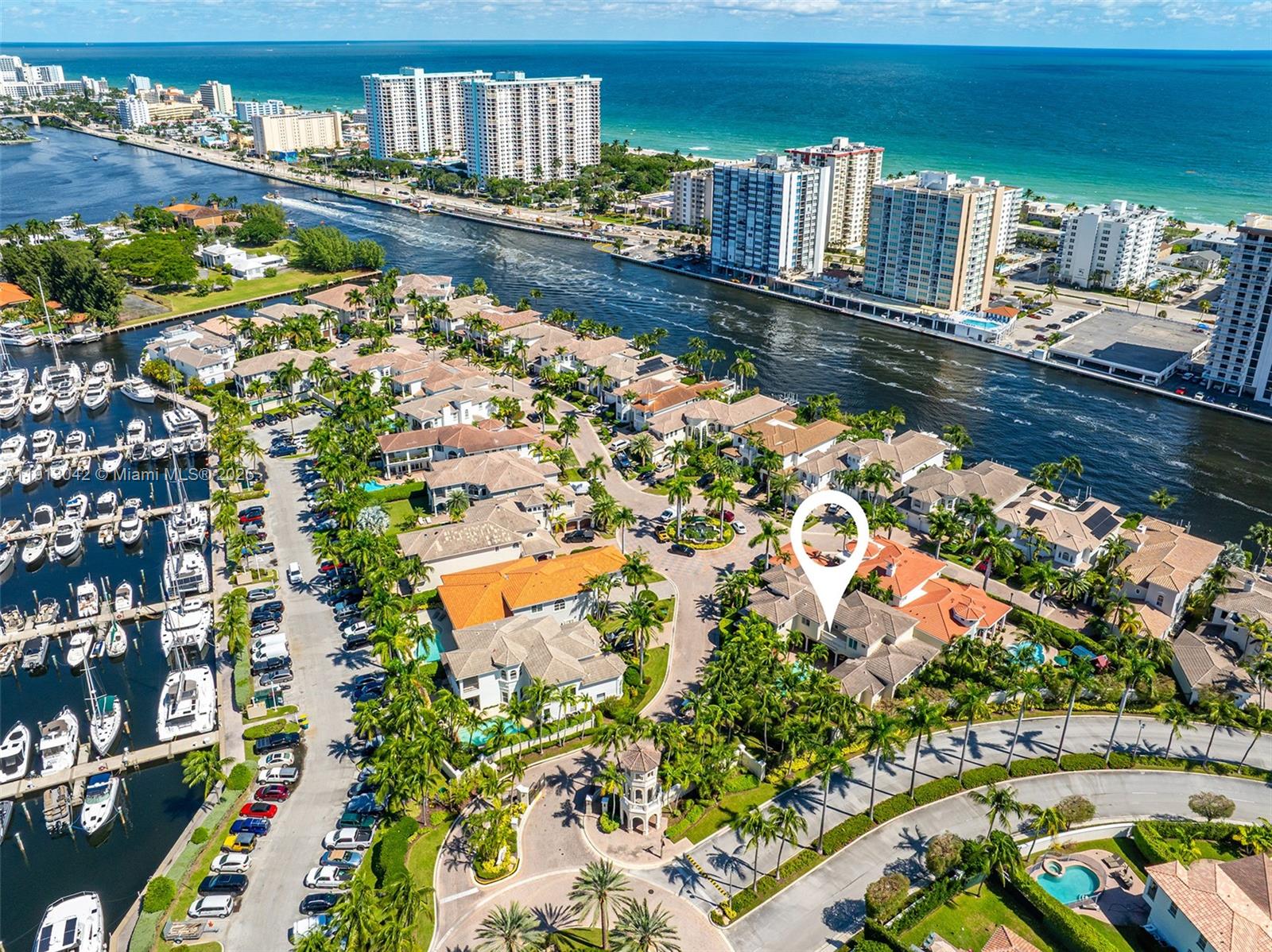 1295 Hatteras Ln Hollywood, FL 33019