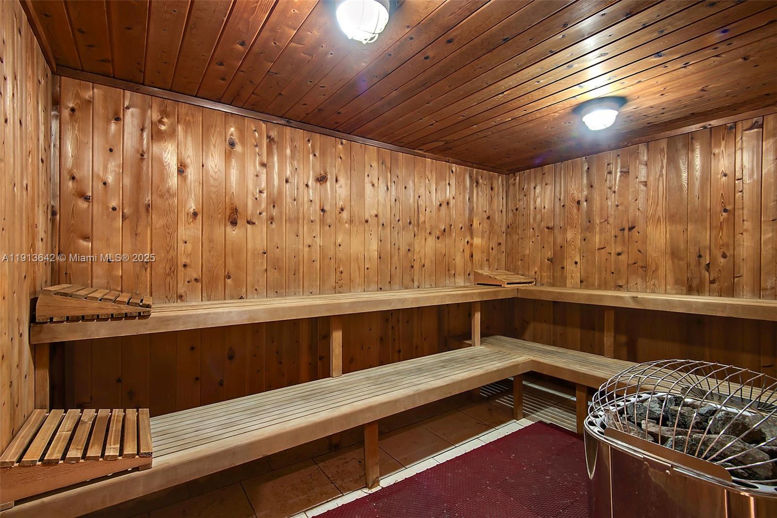 100 Bayview Dr #615 Sunny Isles Beach, FL 33160