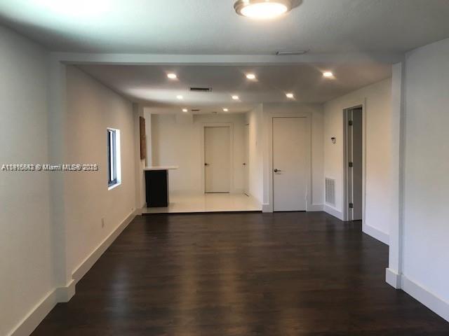 286 NW 57th St Miami, FL 33127