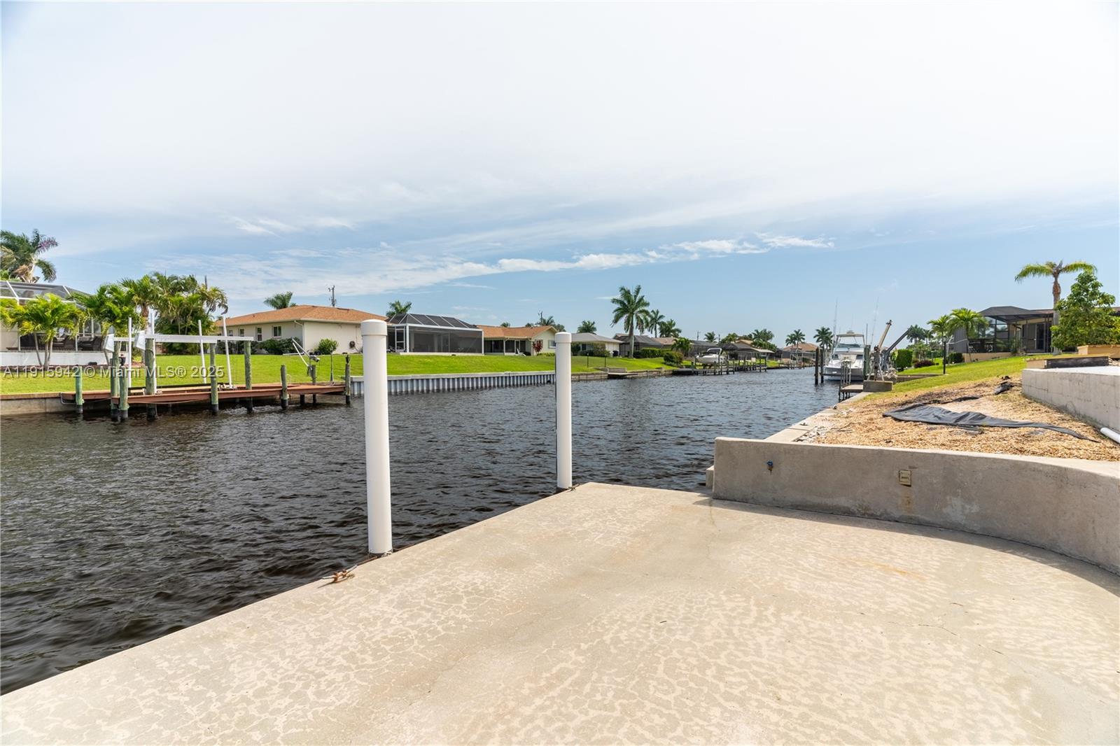 3405 SE 16th Pl Cape Coral, FL 33904