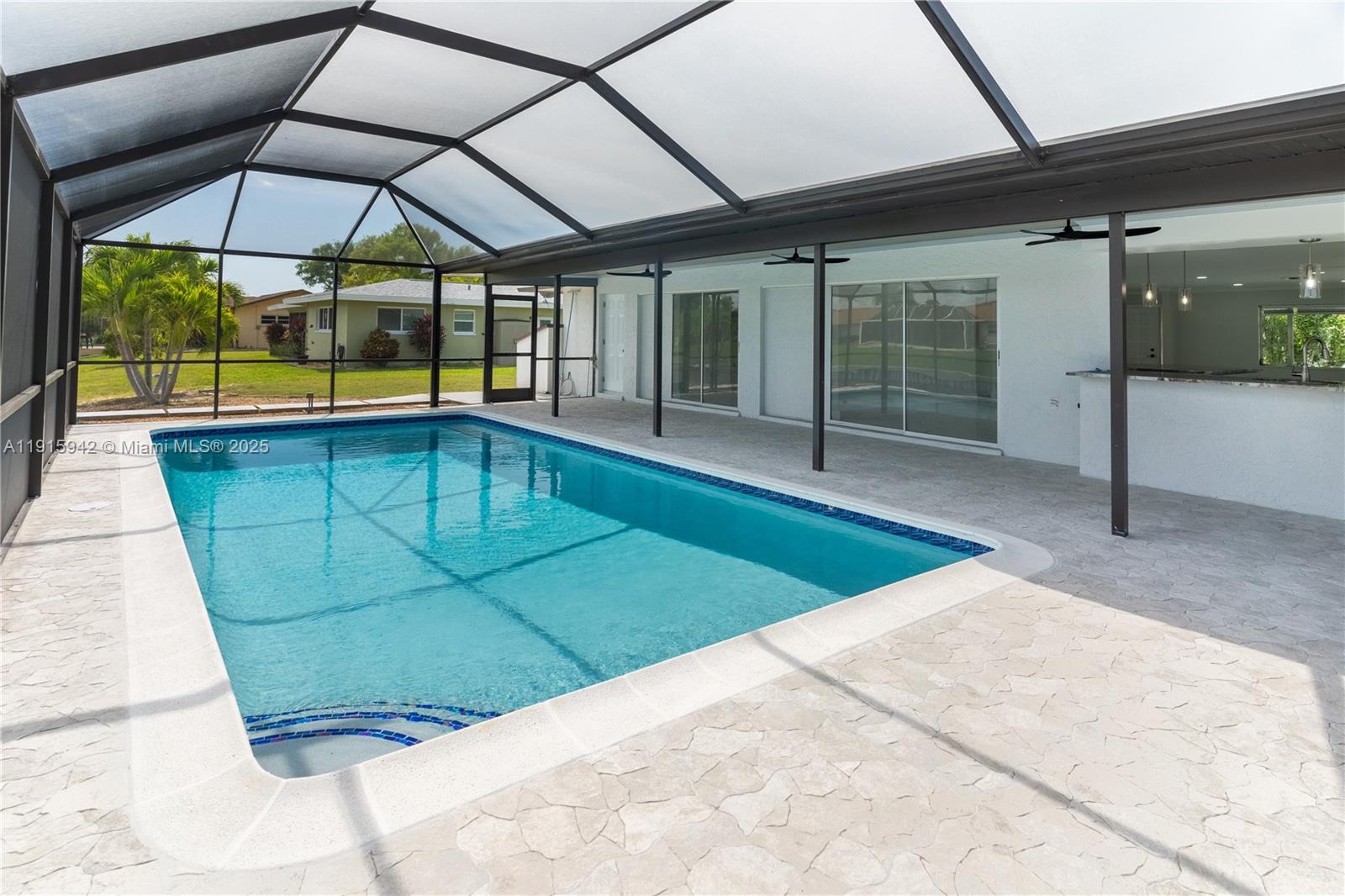 3405 SE 16th Pl Cape Coral, FL 33904