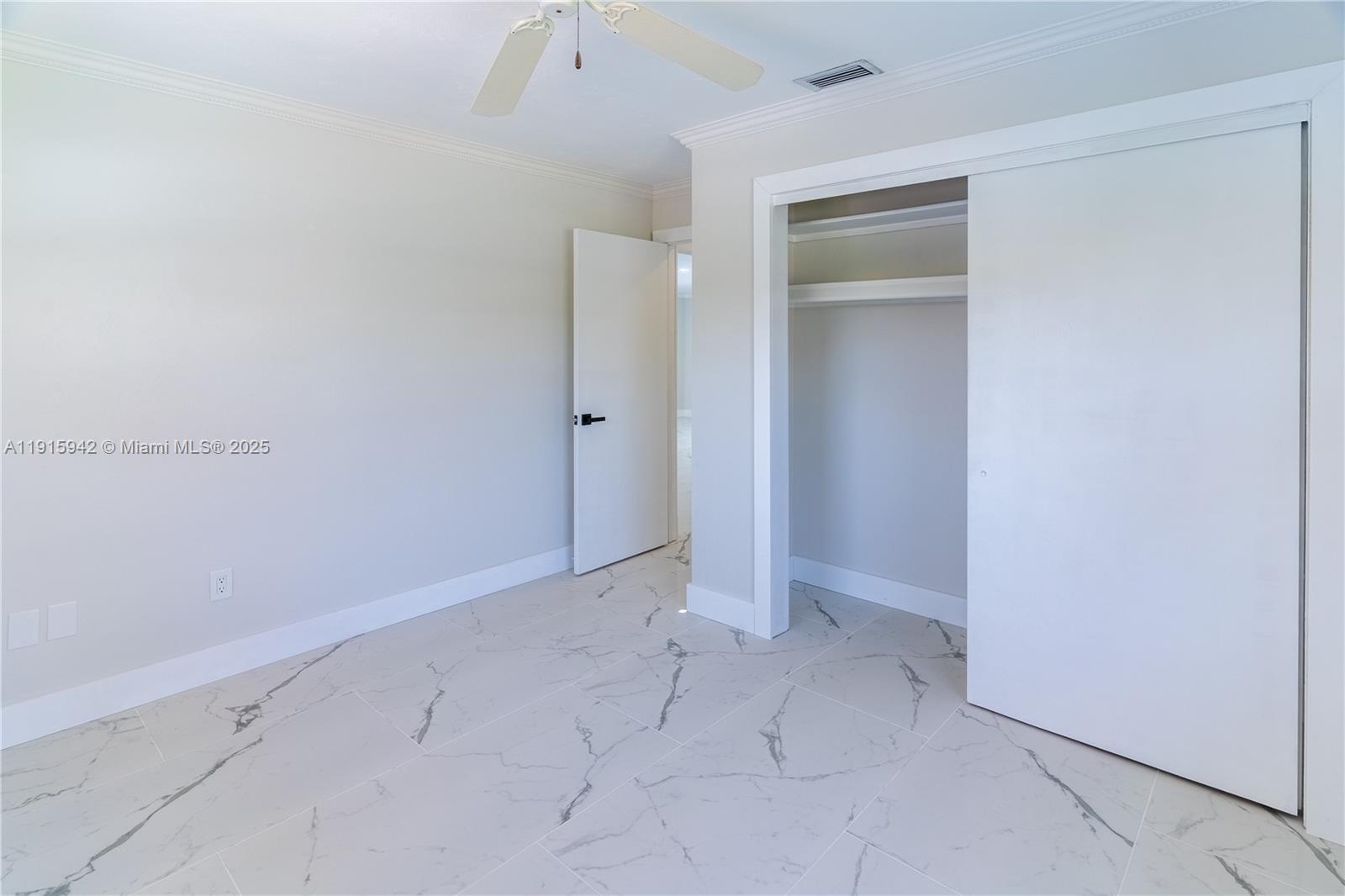 3405 SE 16th Pl Cape Coral, FL 33904