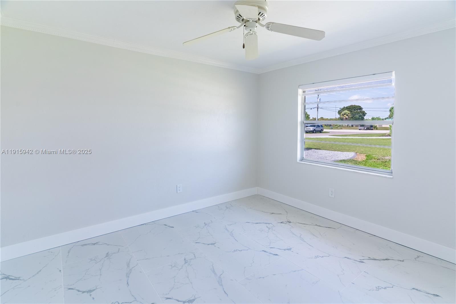 3405 SE 16th Pl Cape Coral, FL 33904