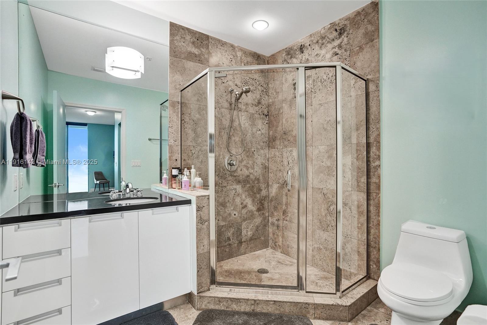 7901 Hispanola Ave #2010 North Bay Village, FL 33141