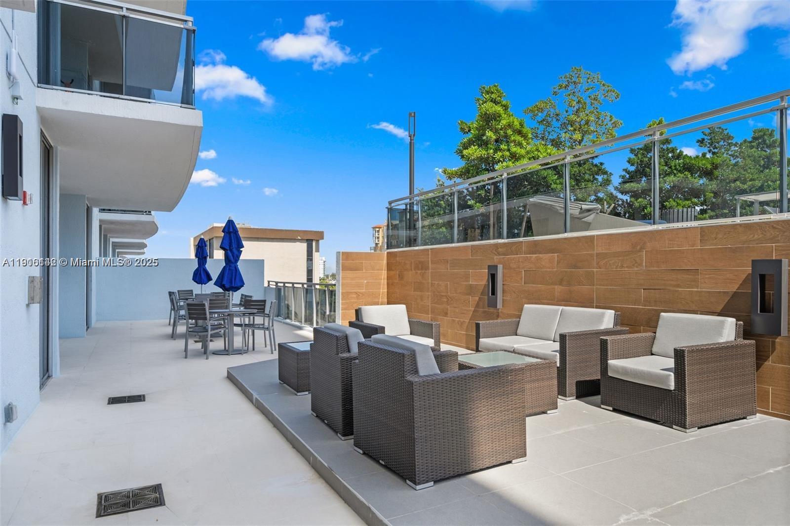 7901 Hispanola Ave #2010 North Bay Village, FL 33141