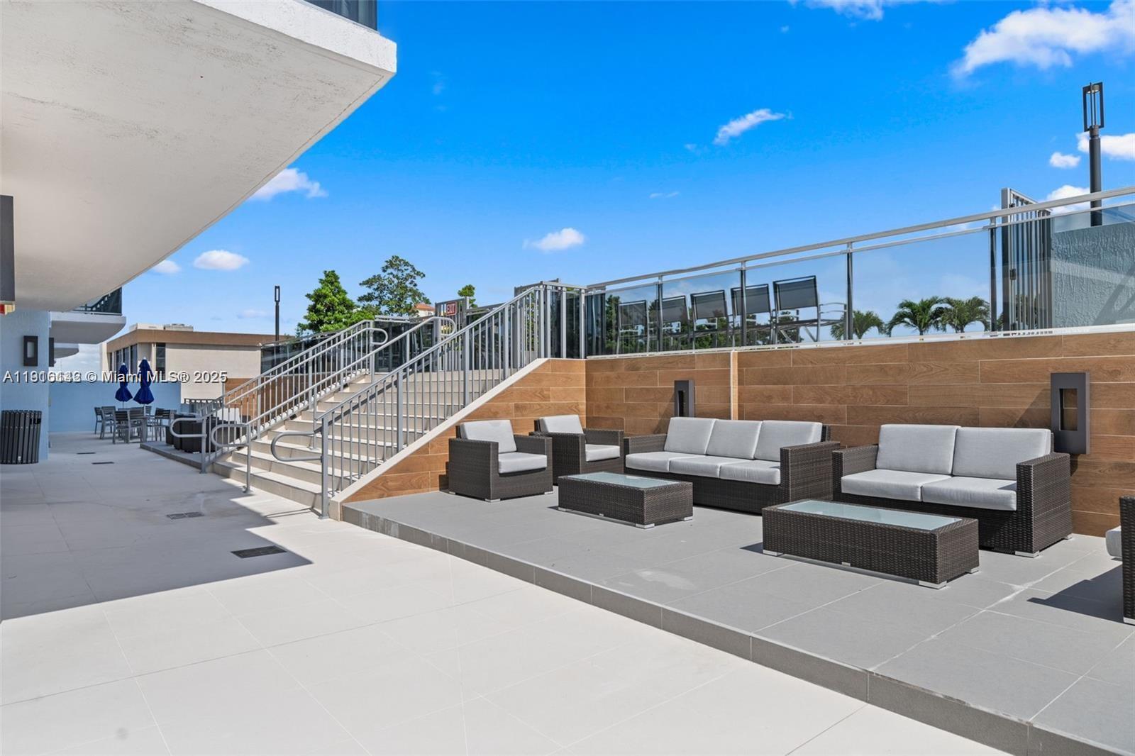 7901 Hispanola Ave #2010 North Bay Village, FL 33141