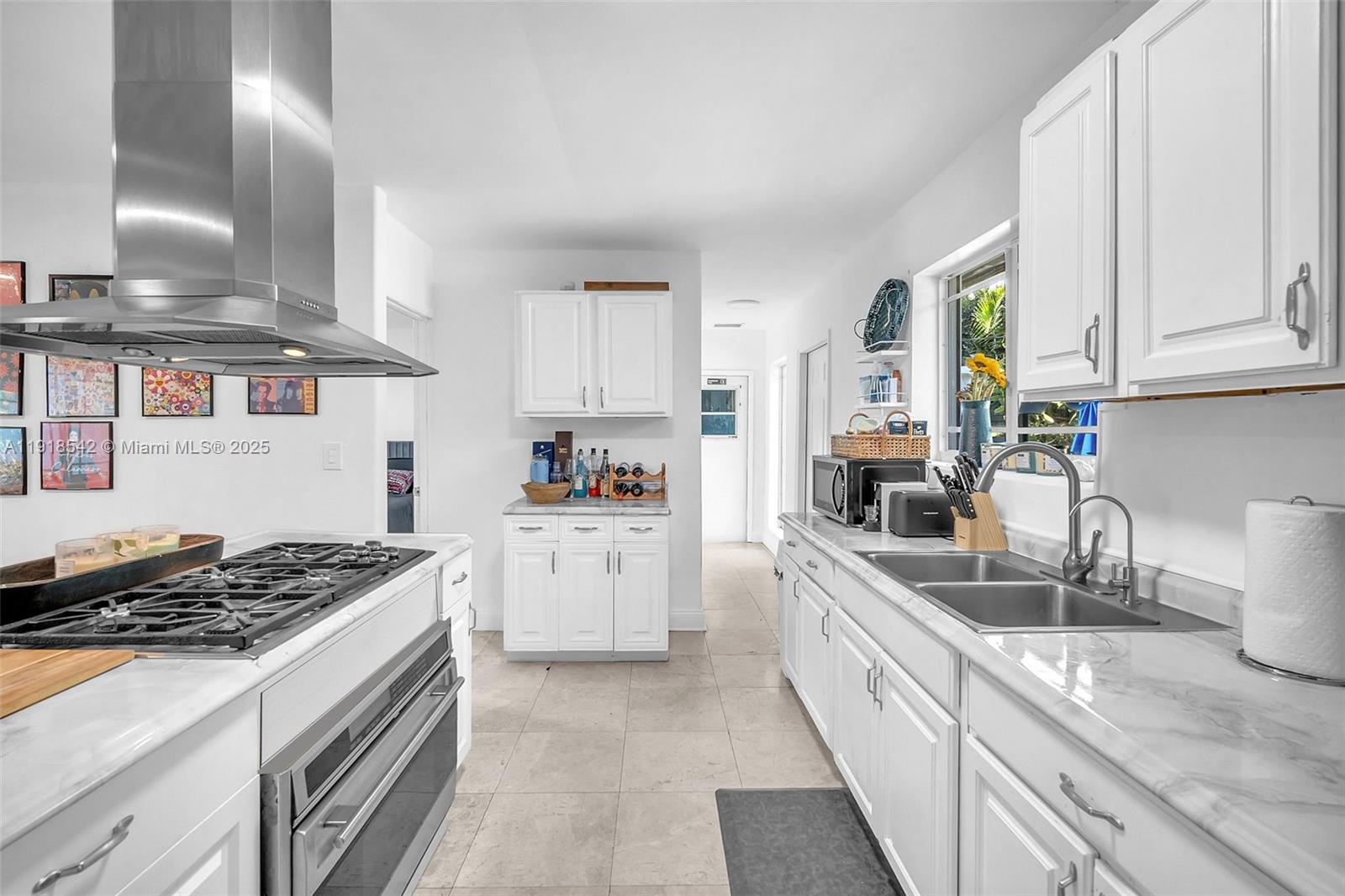 1285 NE 103rd St Miami Shores, FL 33138