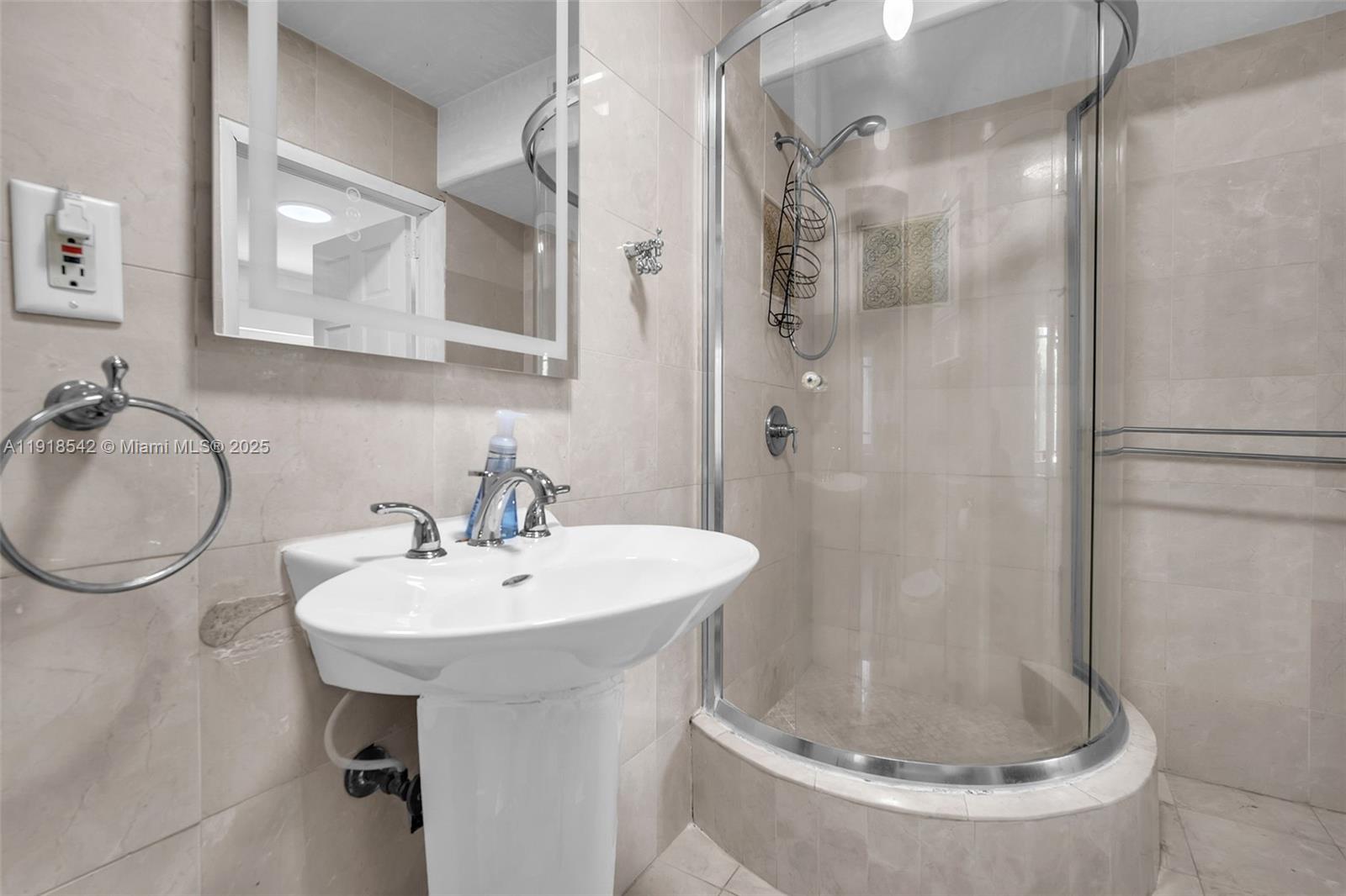 1285 NE 103rd St Miami Shores, FL 33138