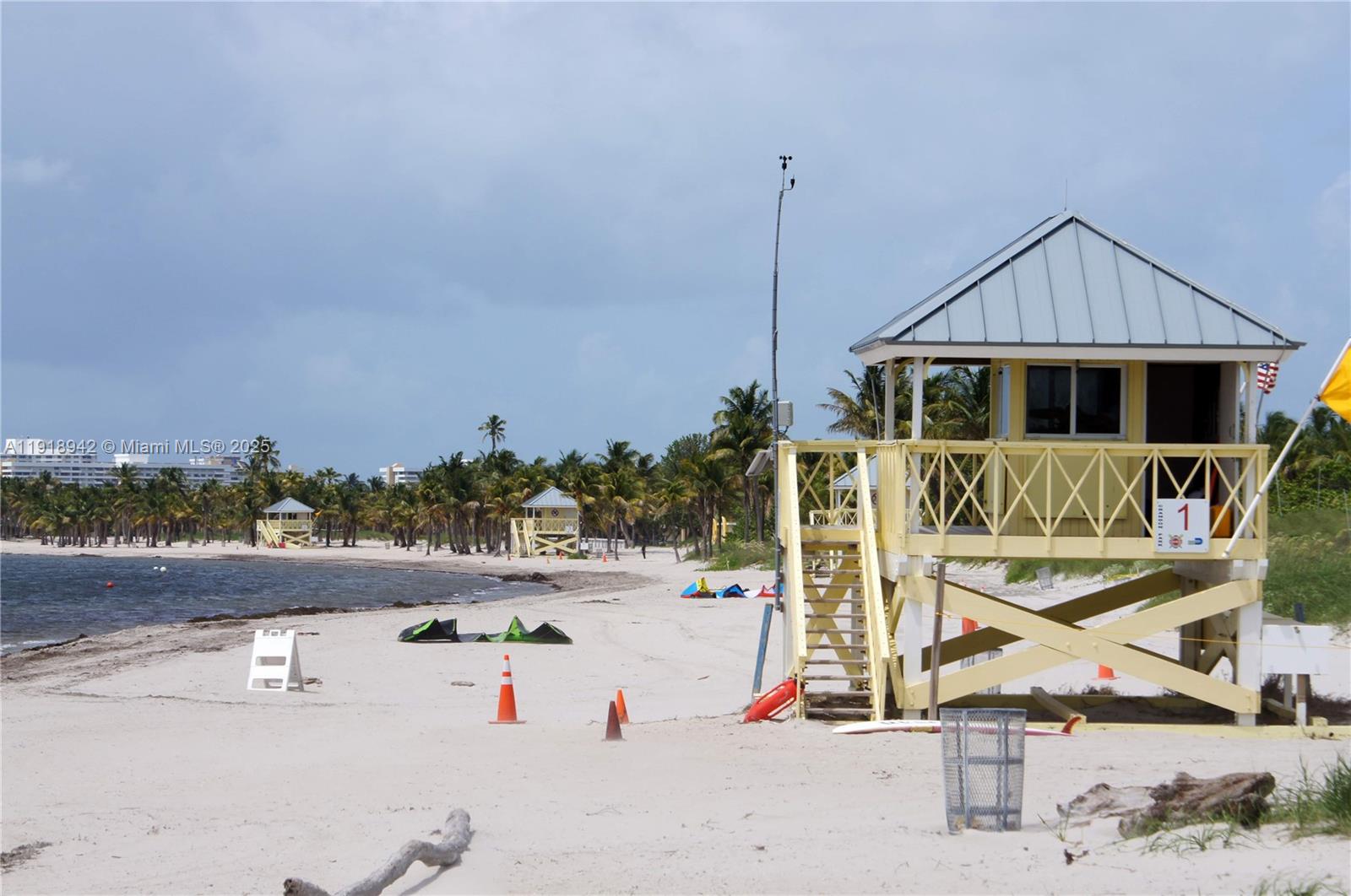 201 Galen Dr #215W Key Biscayne, FL 33149