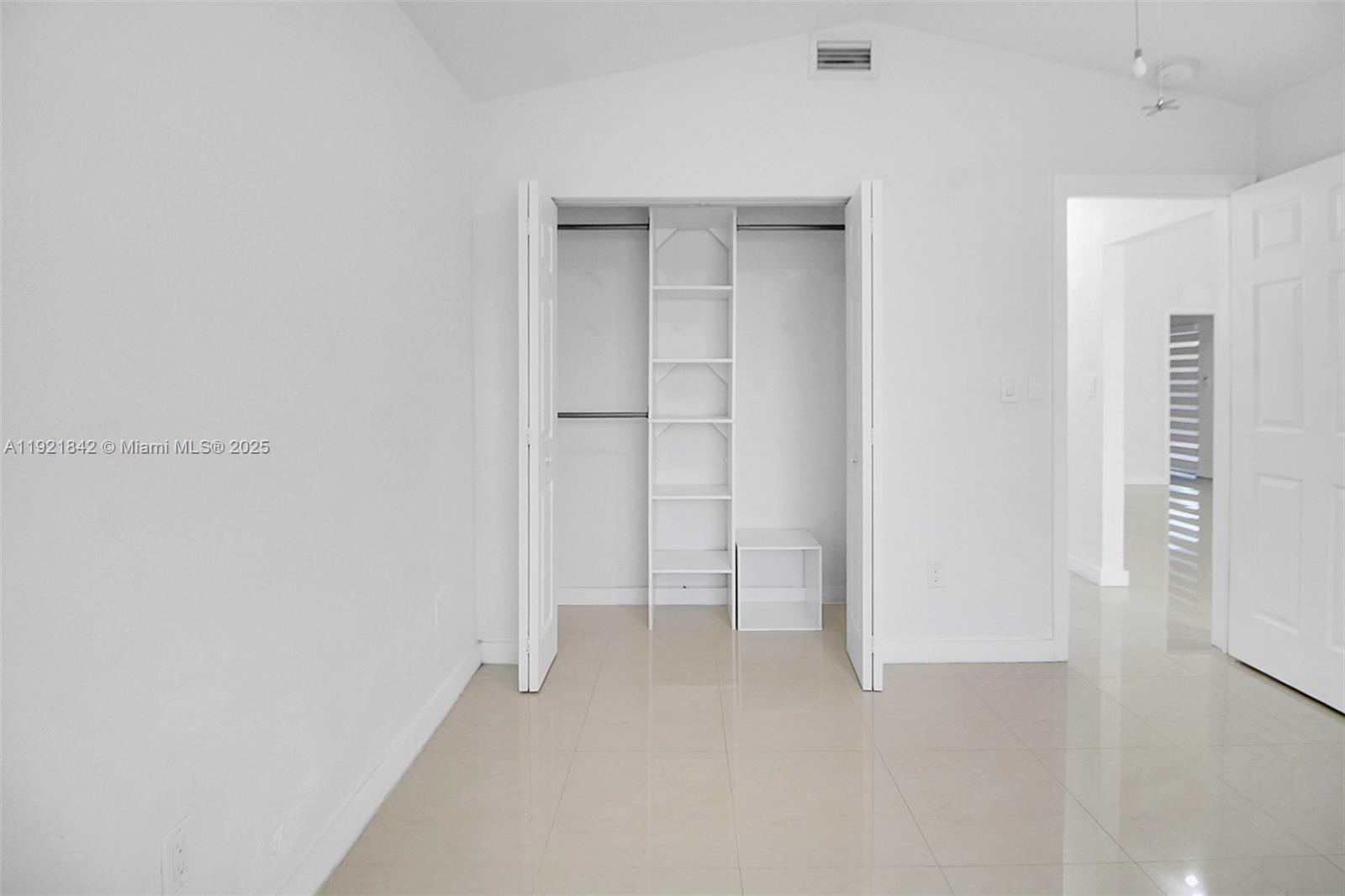 15251 SW 56th Ter Kendall, FL 33193