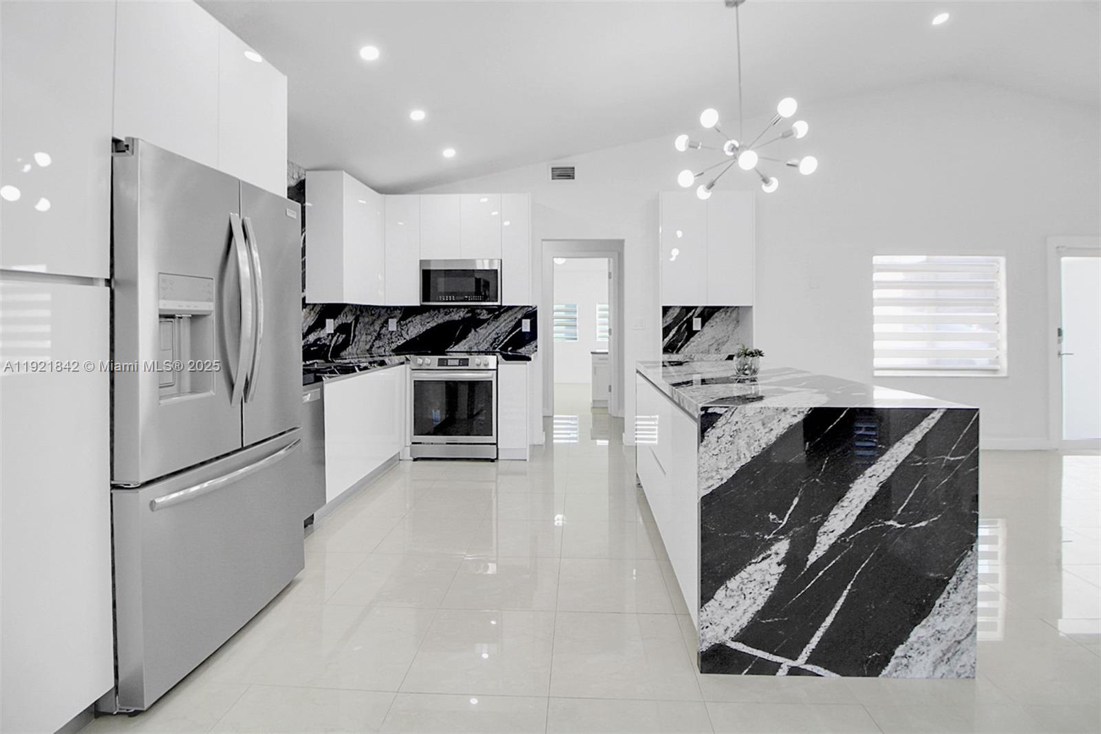 15251 SW 56th Ter Kendall, FL 33193