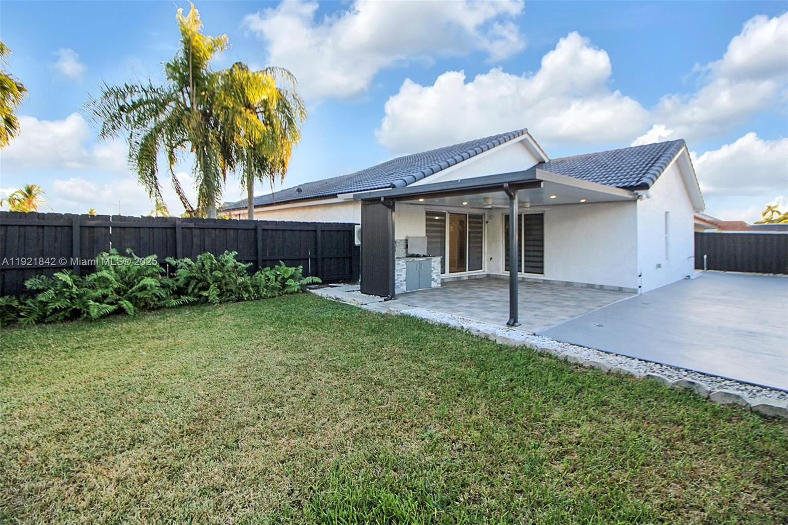 15251 SW 56th Ter Kendall, FL 33193