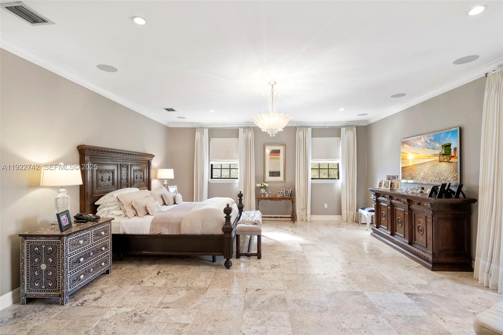 8800 SW 57th Ave Pinecrest, FL 33156