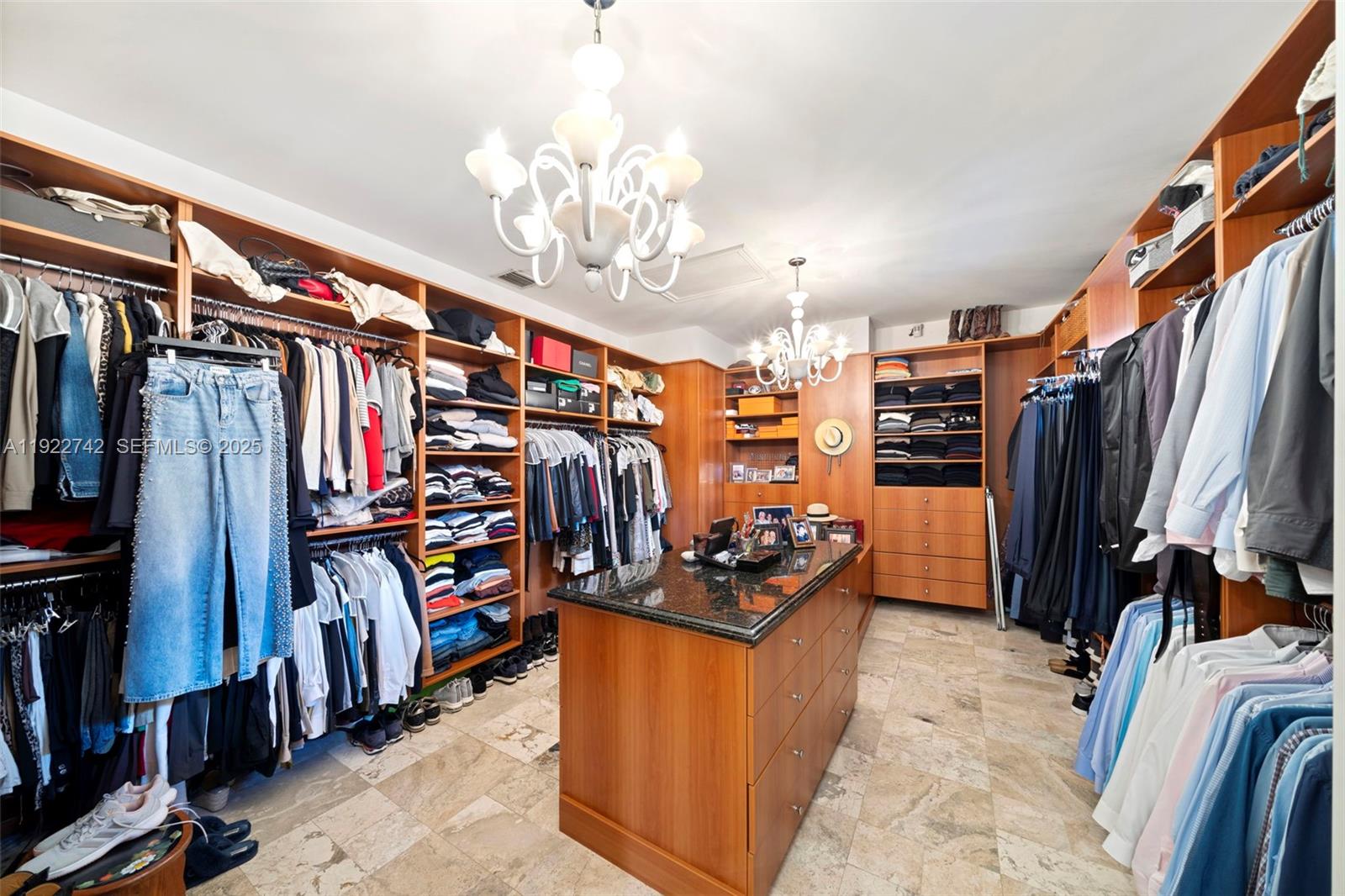 8800 SW 57th Ave Pinecrest, FL 33156