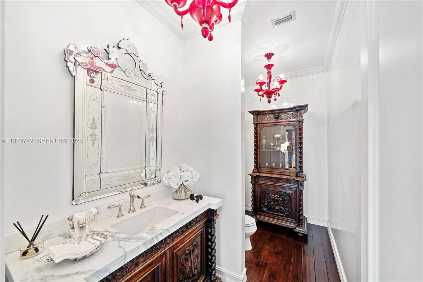 8800 SW 57th Ave Pinecrest, FL 33156