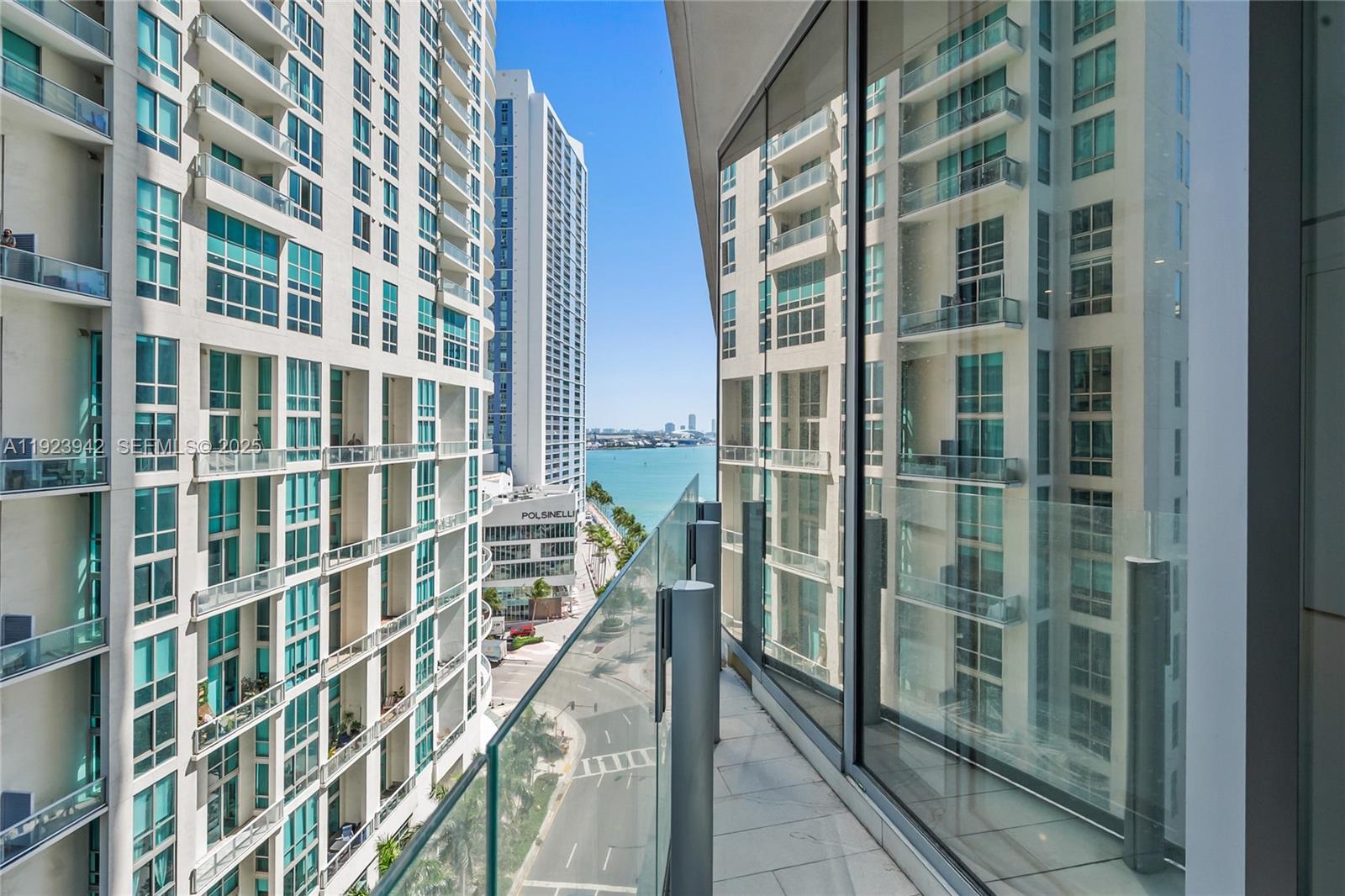 300 Biscayne Blvd Way #1106E Miami, FL 33131