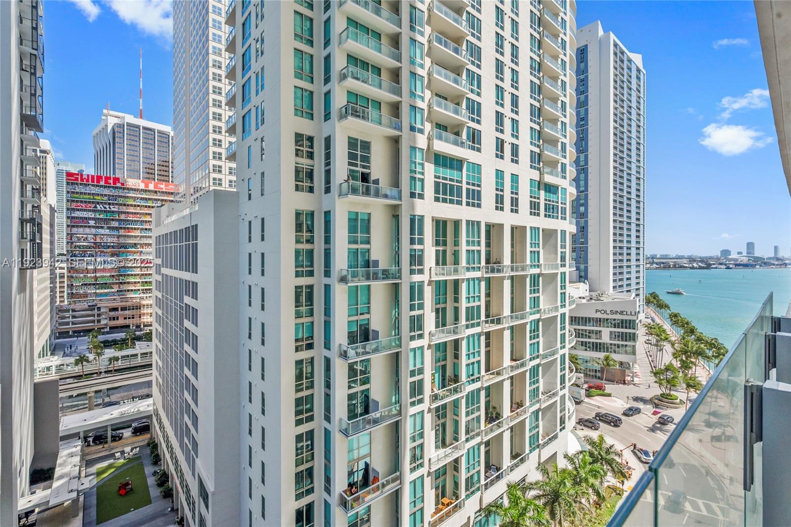300 Biscayne Blvd Way #1106E Miami, FL 33131
