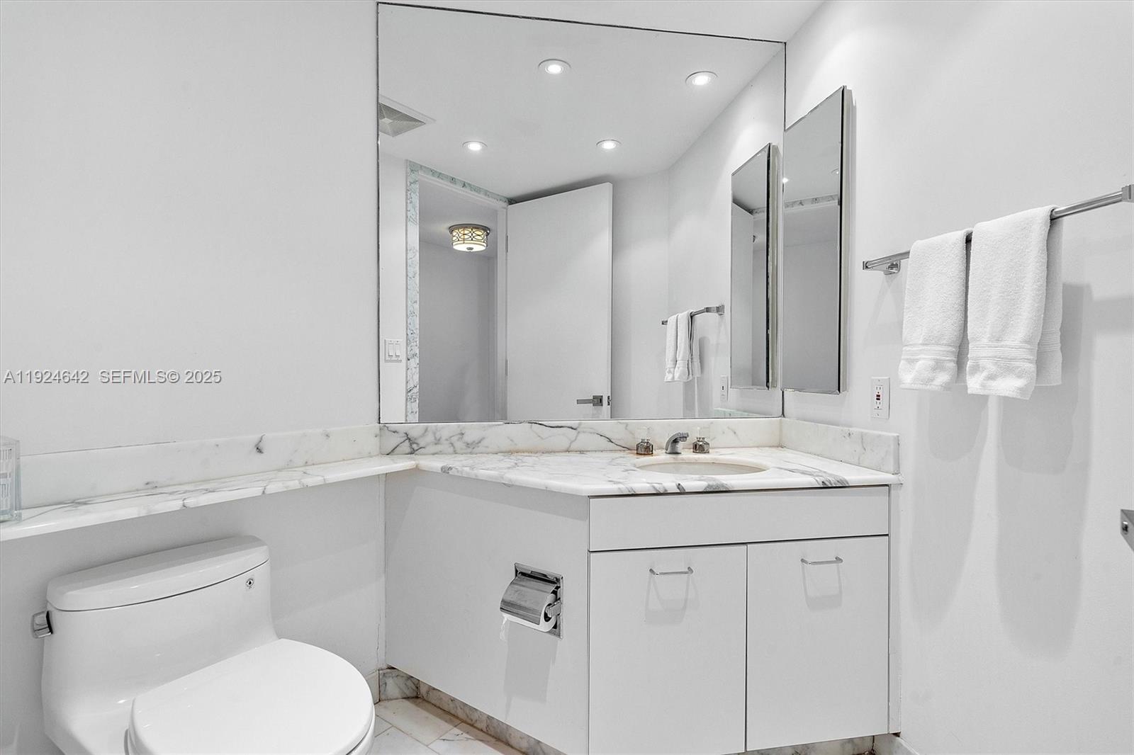 19500 Turnberry Way #20D Aventura, FL 33180