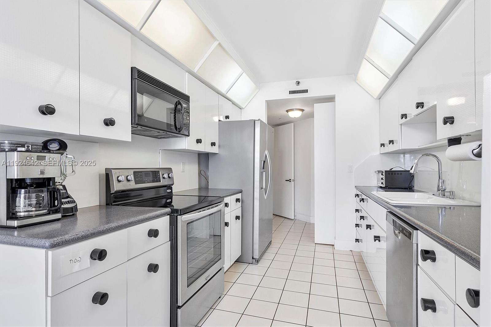 19500 Turnberry Way #20D Aventura, FL 33180