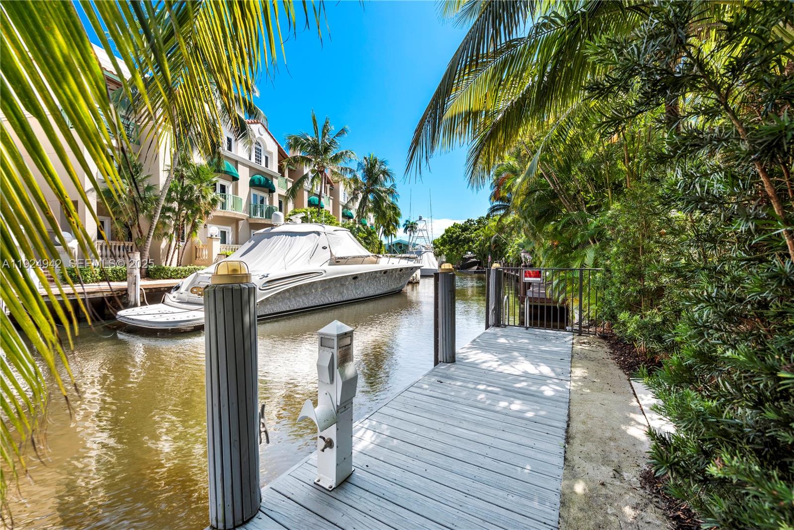 310 SE 11th Ave Fort Lauderdale, FL 33301