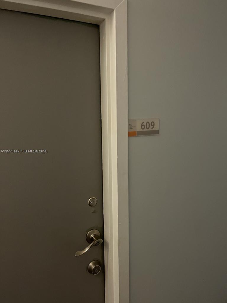 2020 NE 135th St #609 North Miami, FL 33181