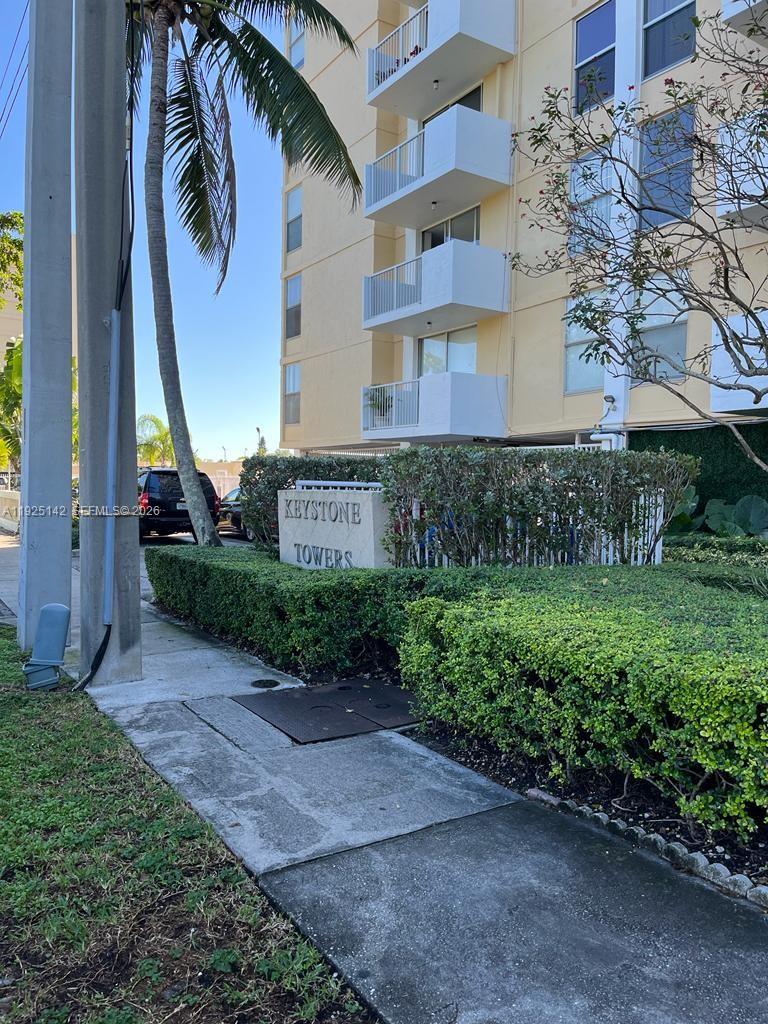 2020 NE 135th St #609 North Miami, FL 33181