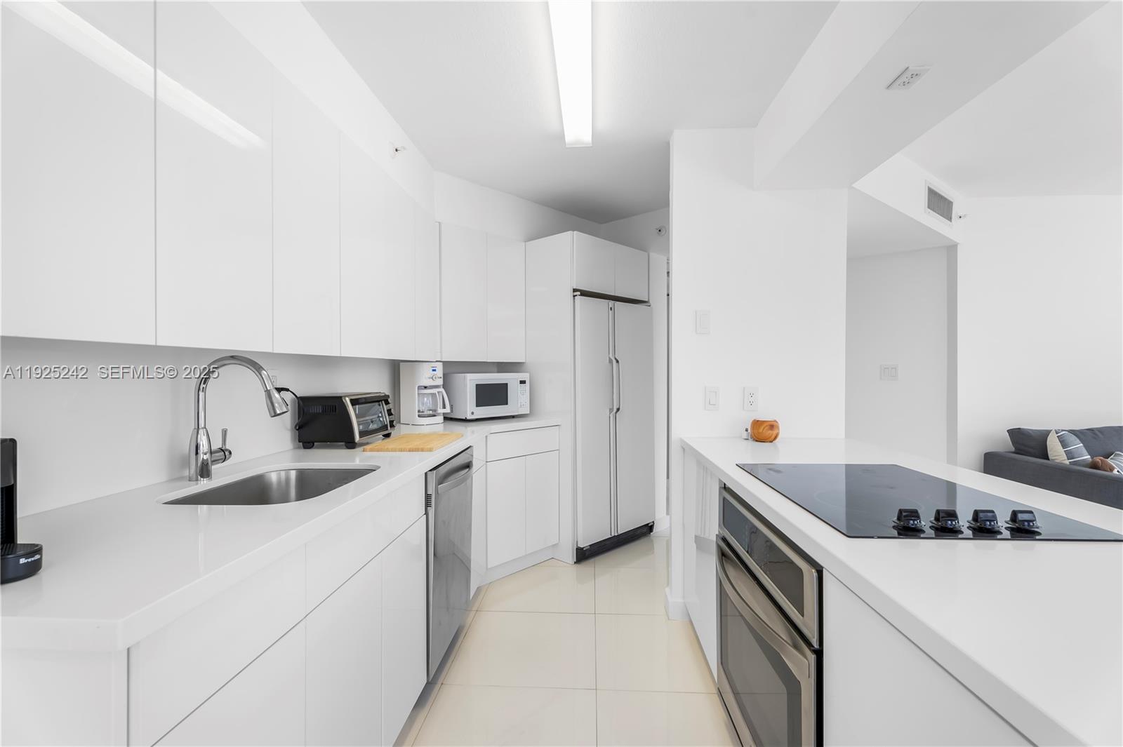 1688 West Ave #401 Miami Beach, FL 33139