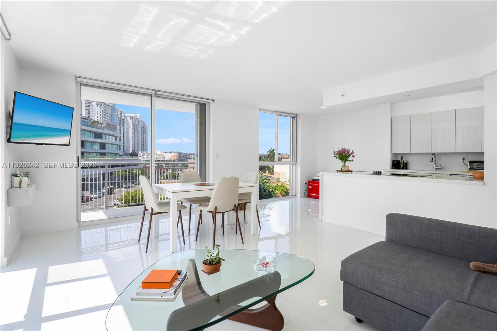 1688 West Ave #401 Miami Beach, FL 33139