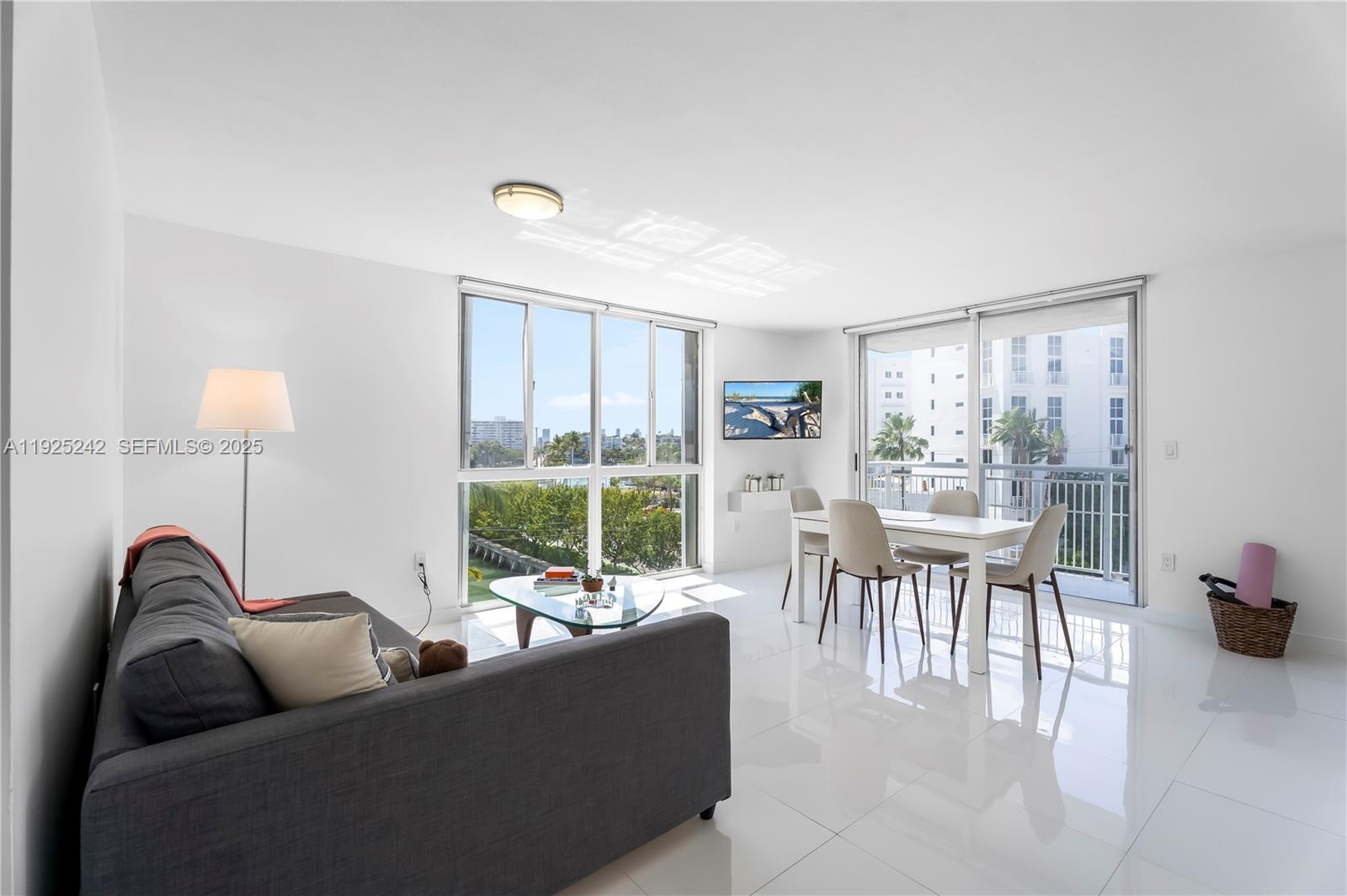 1688 West Ave #401 Miami Beach, FL 33139