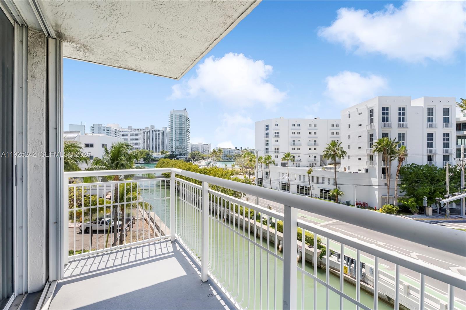 1688 West Ave #401 Miami Beach, FL 33139