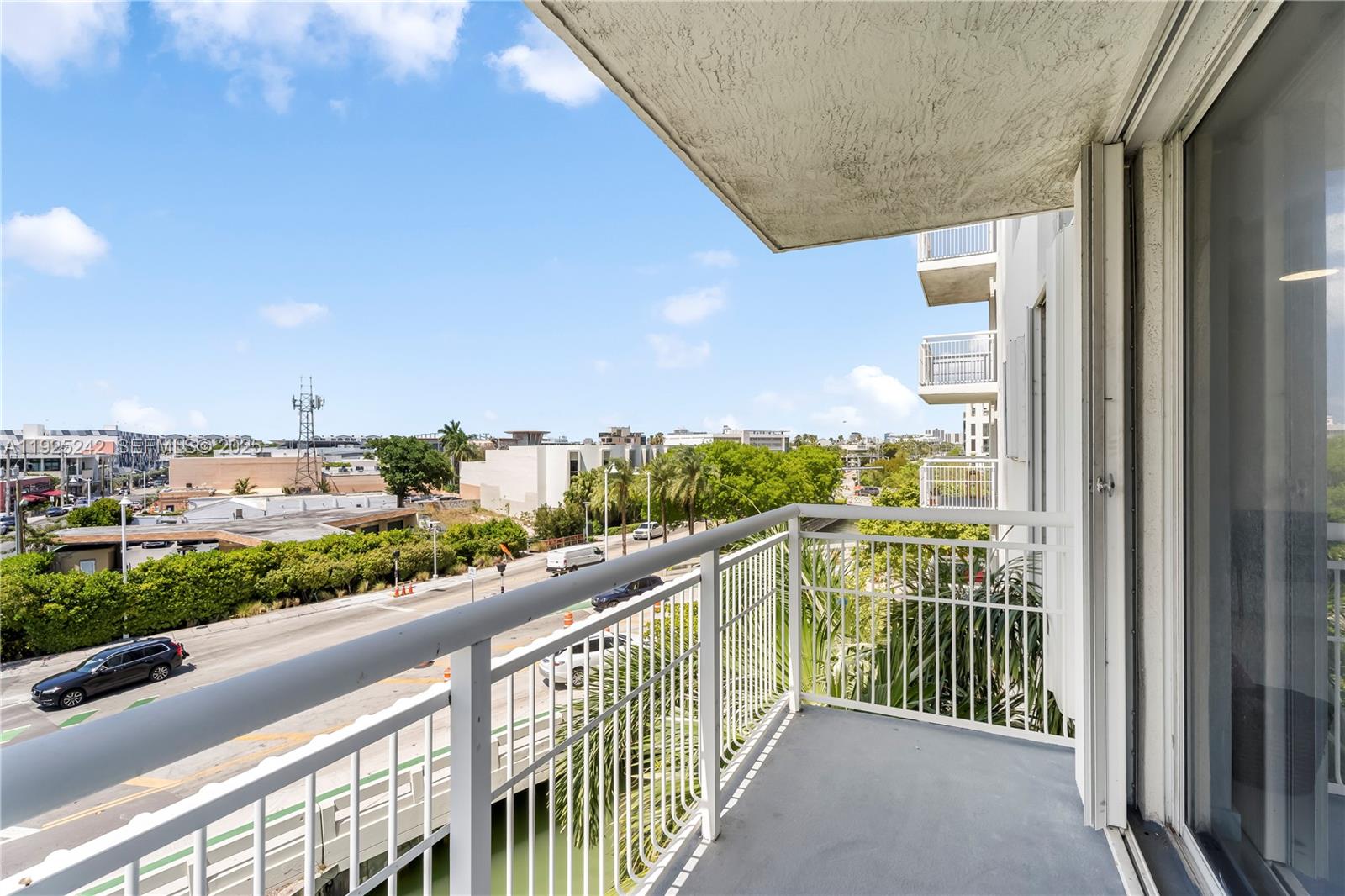 1688 West Ave #401 Miami Beach, FL 33139