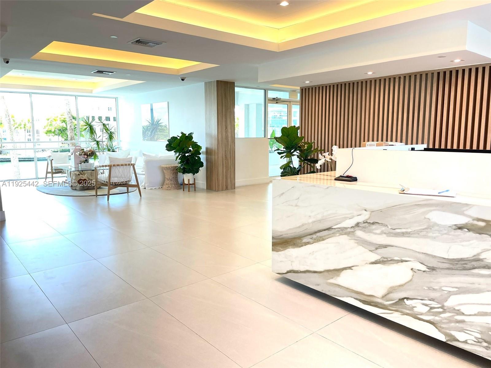 5900 Collins Ave #1104 Miami Beach, FL 33140