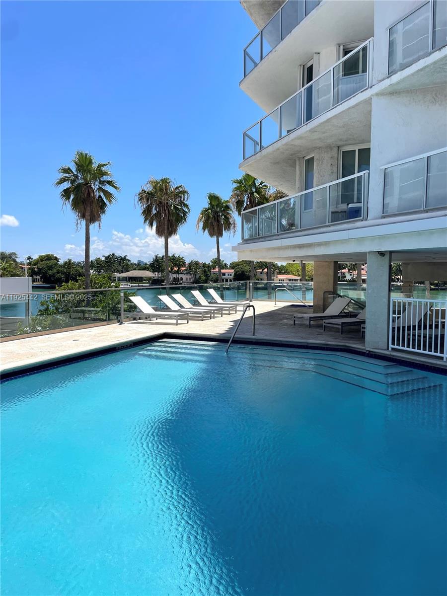5900 Collins Ave #1104 Miami Beach, FL 33140