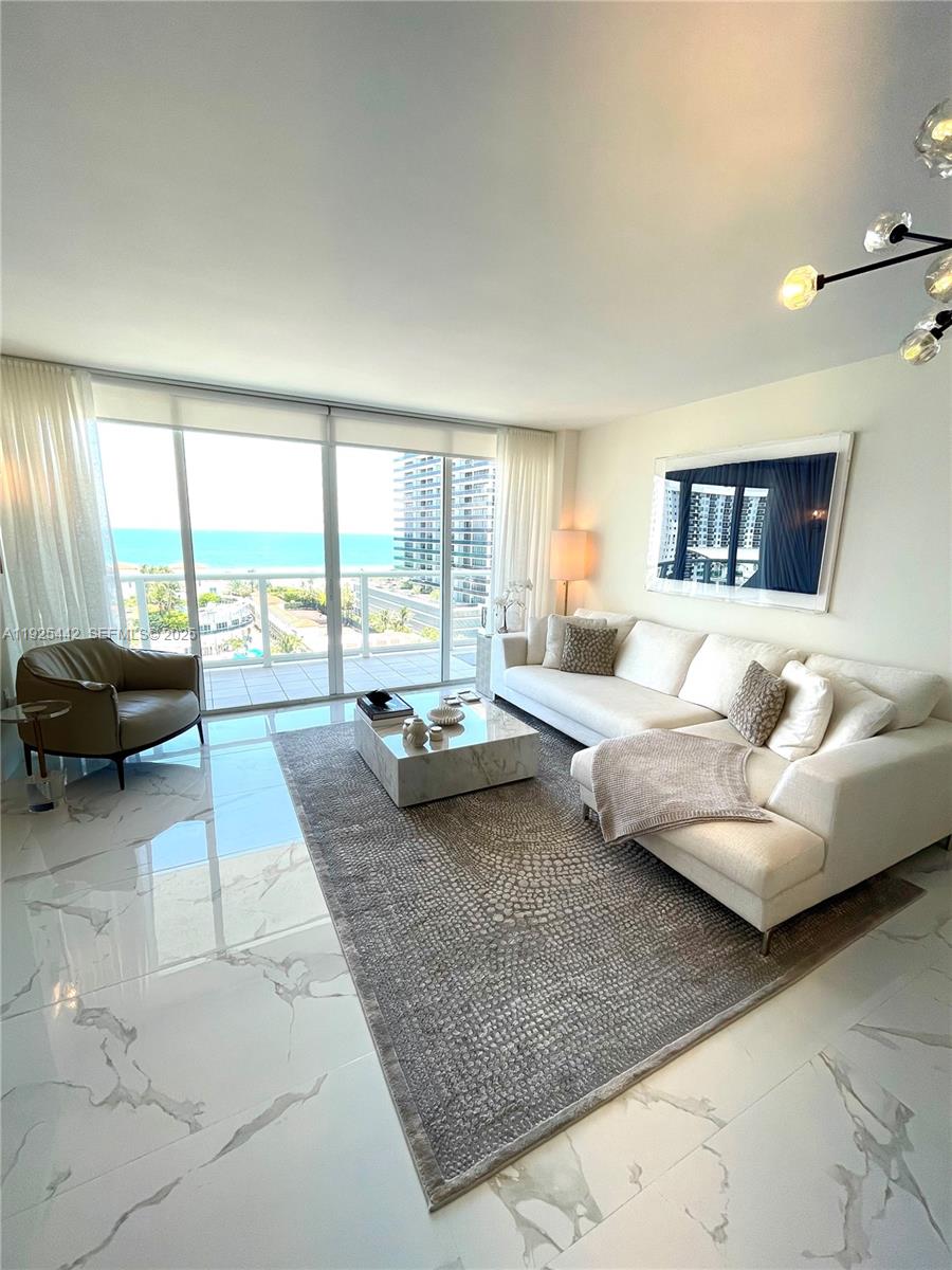 5900 Collins Ave #1104 Miami Beach, FL 33140