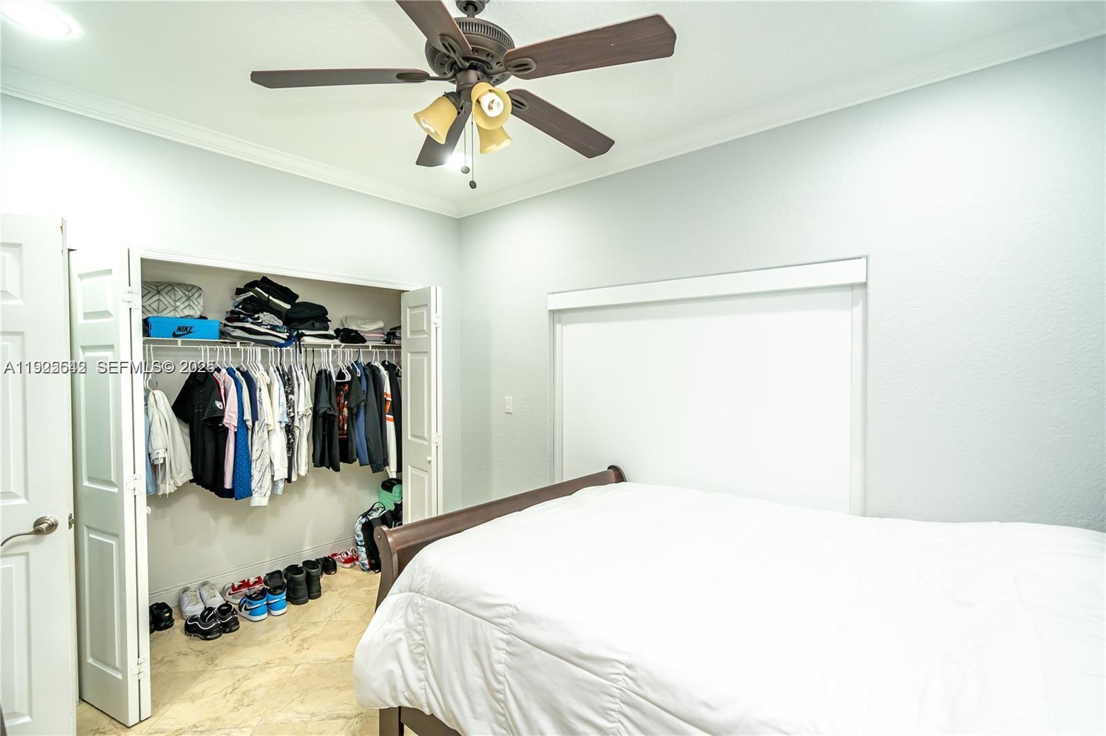 8952 NW 145th Ln Miami Lakes, FL 33018