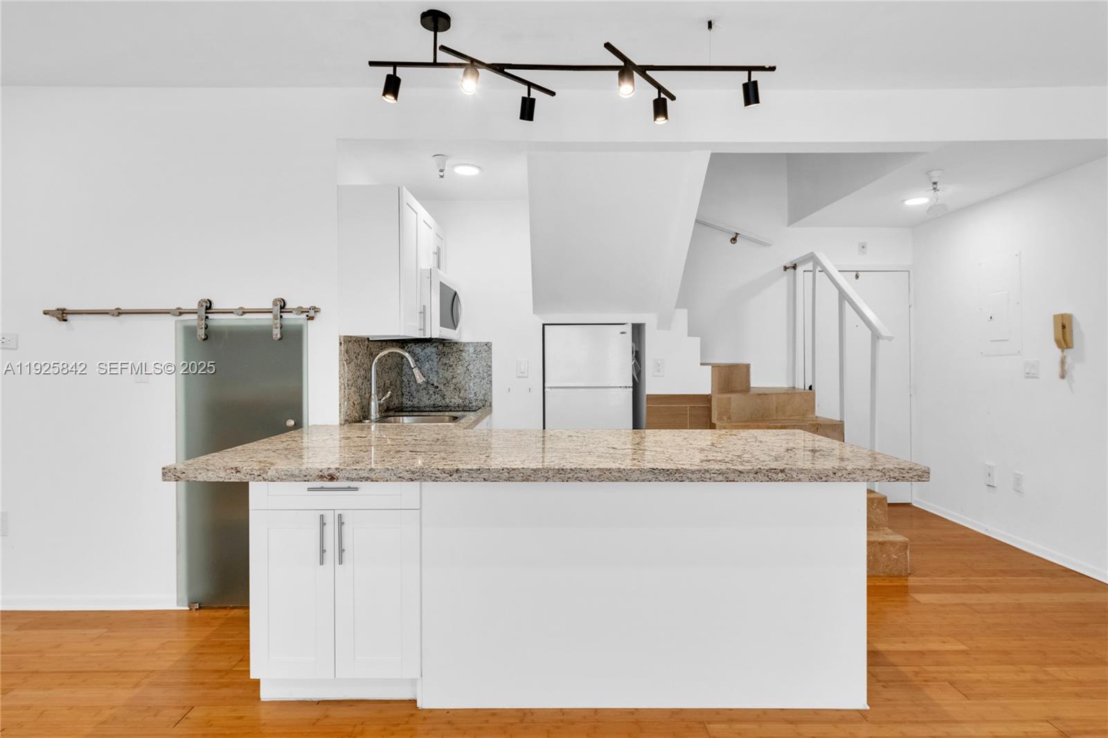 1350 Pennsylvania Ave #207 Miami Beach, FL 33139