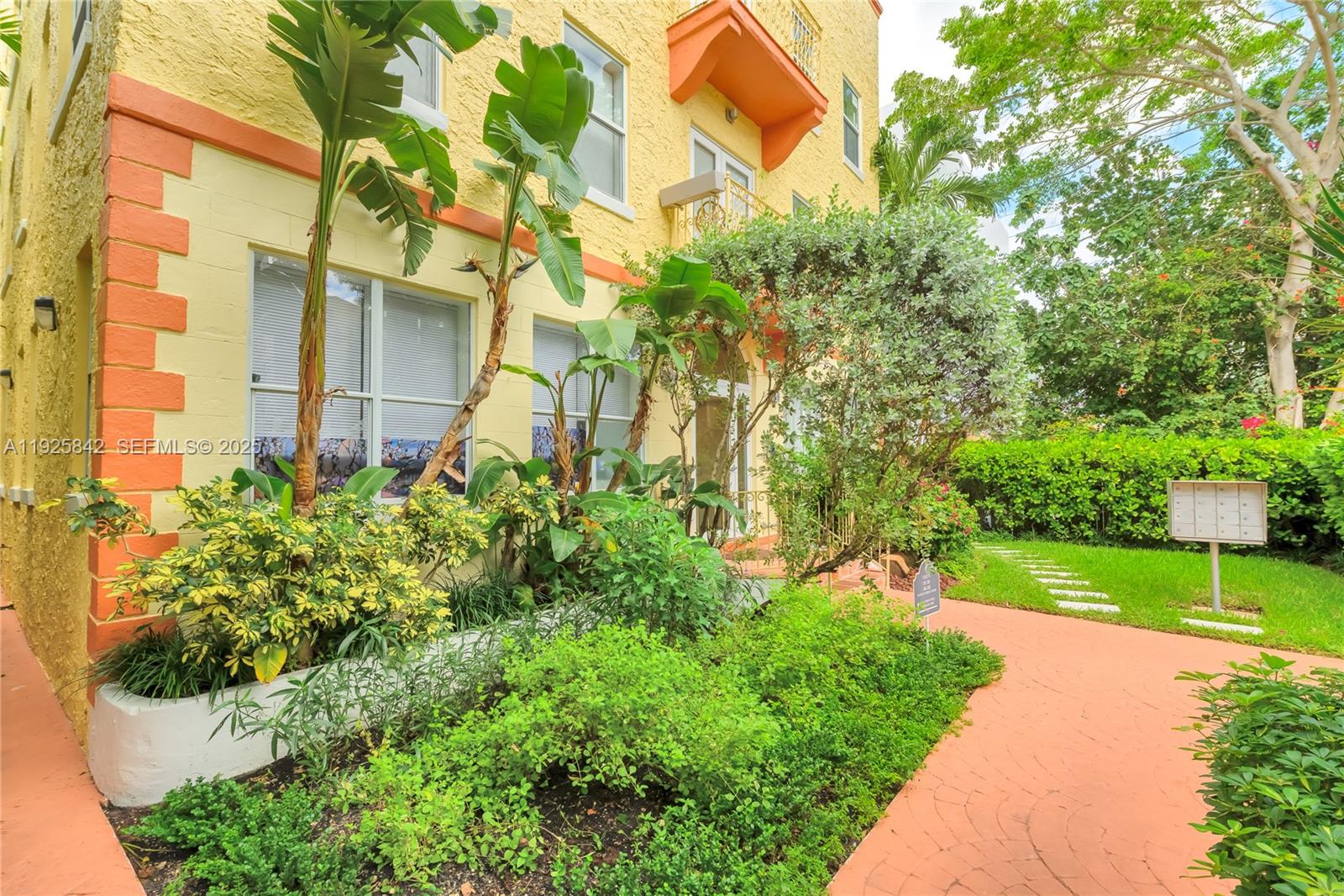 1350 Pennsylvania Ave #207 Miami Beach, FL 33139