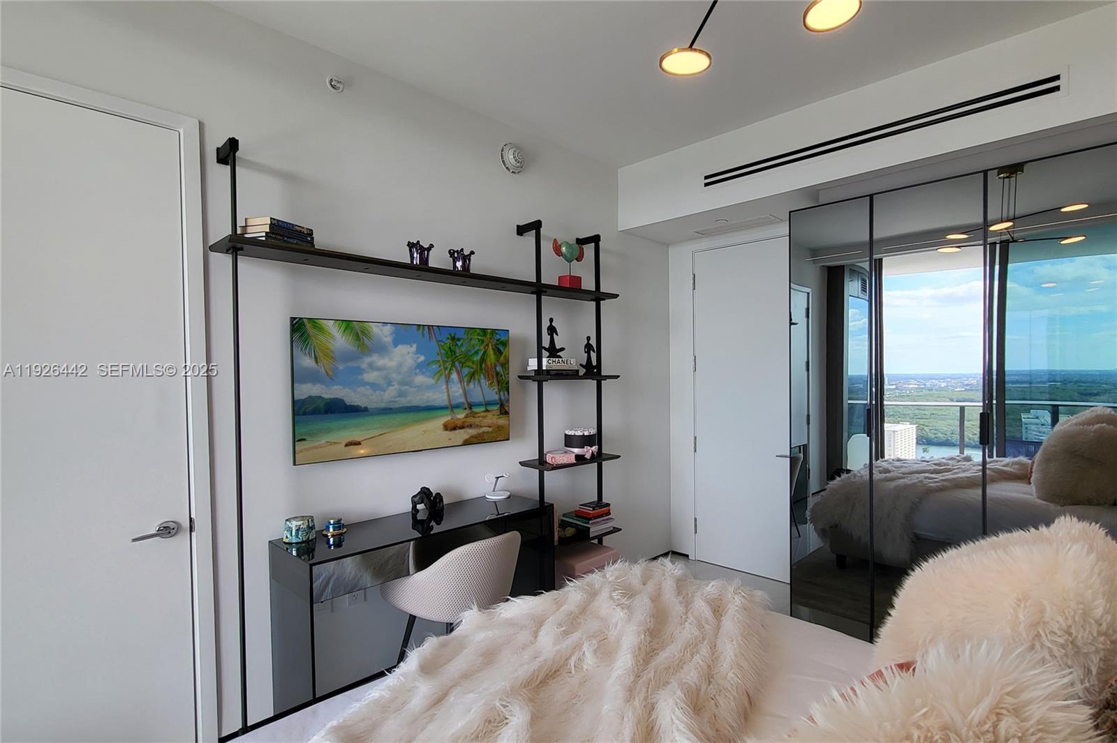 15701 Collins Ave #3102 Sunny Isles Beach, FL 33160
