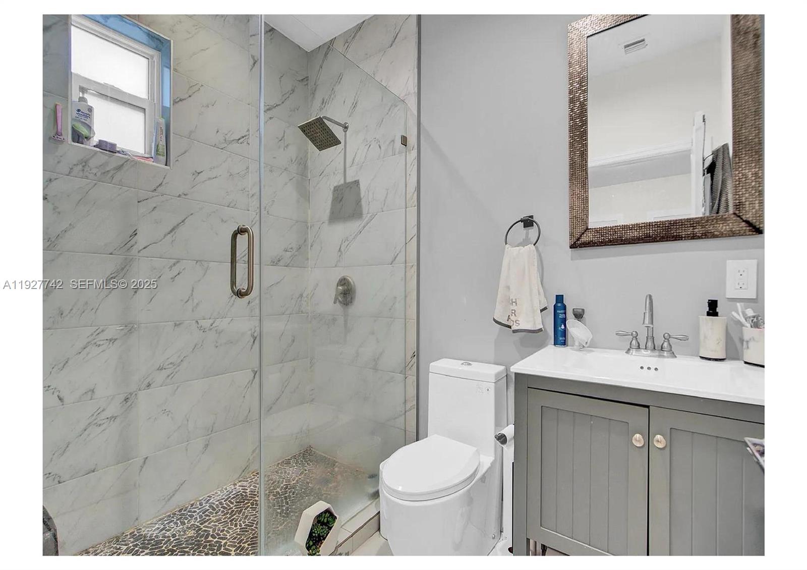 2900 SW 4th St Miami, FL 33135