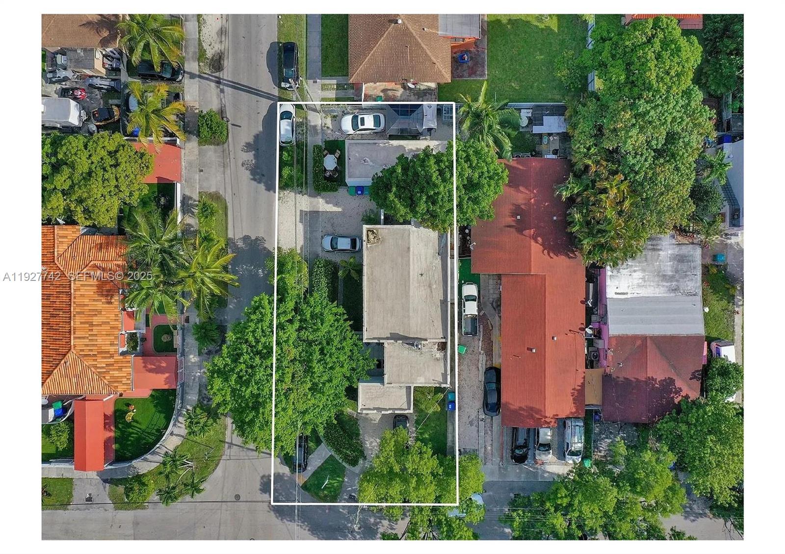 2900 SW 4th St Miami, FL 33135