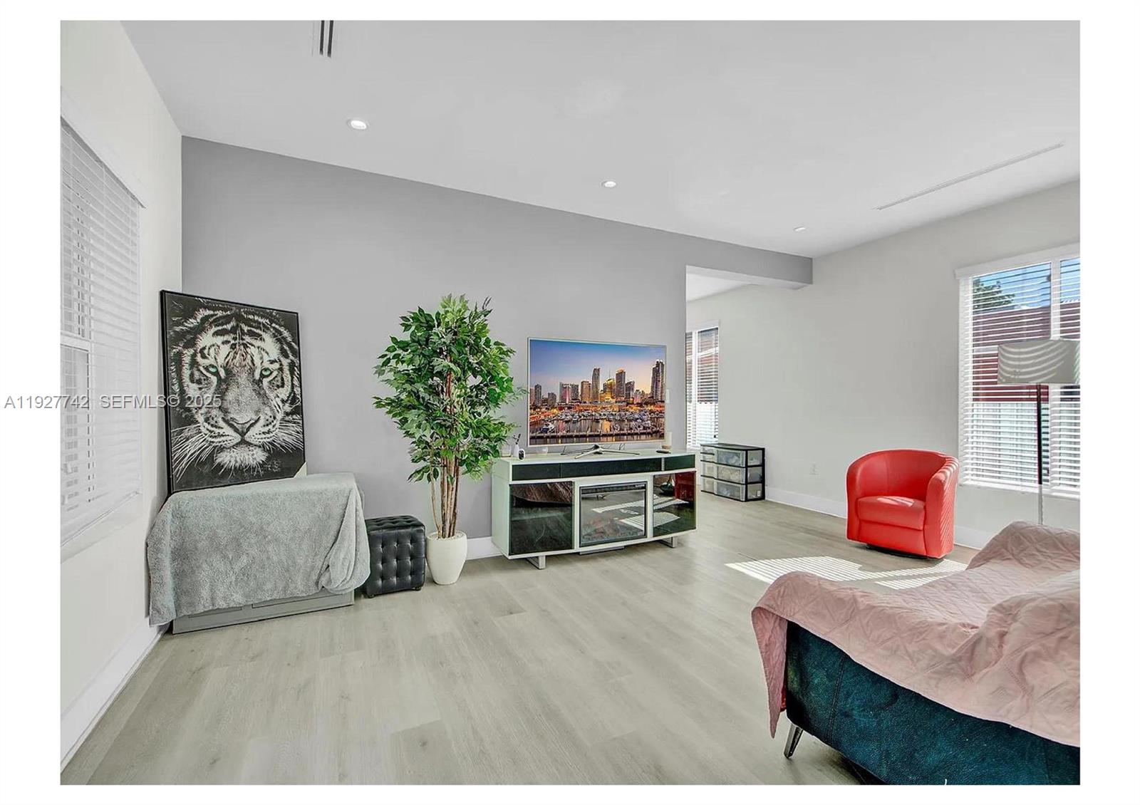 2900 SW 4th St Miami, FL 33135