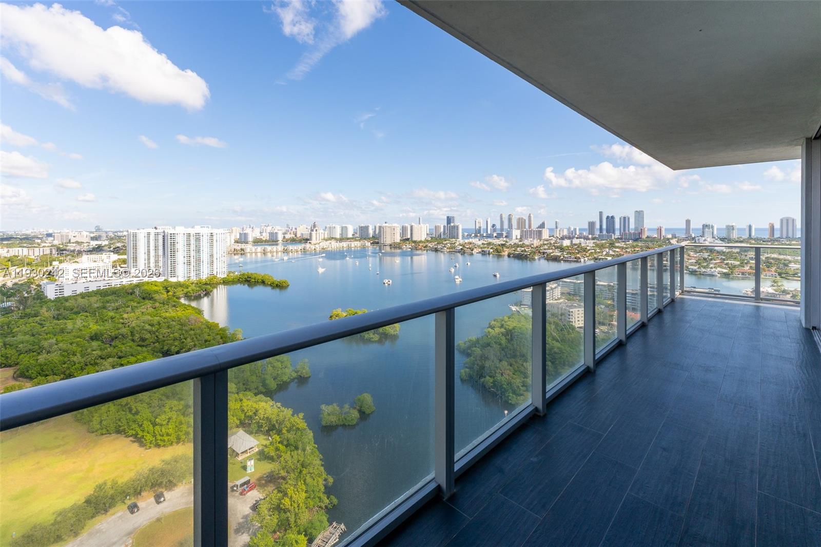 16385 Biscayne Blvd #2907 North Miami Beach, FL 33160