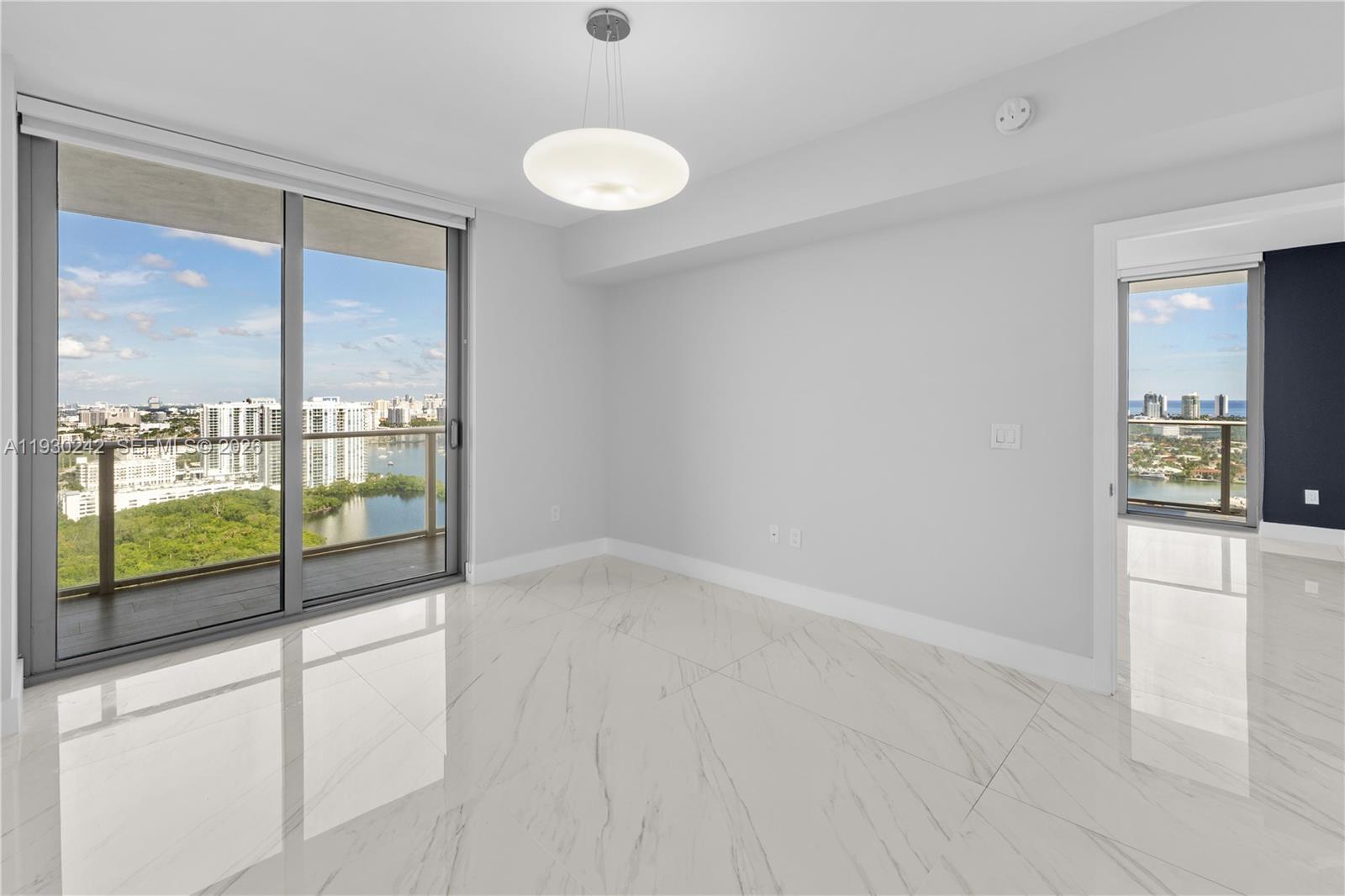 16385 Biscayne Blvd #2907 North Miami Beach, FL 33160