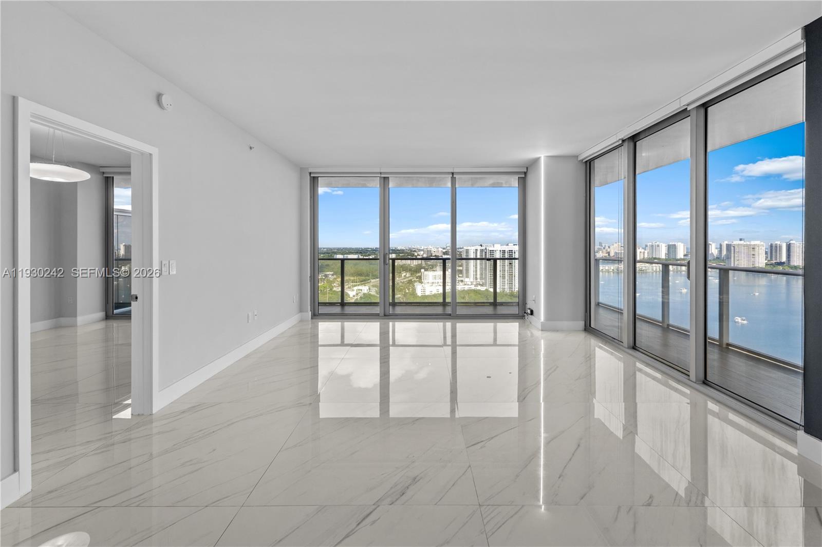 16385 Biscayne Blvd #2907 North Miami Beach, FL 33160